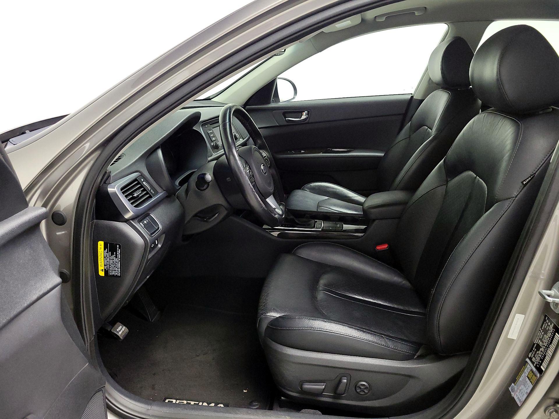 Thumbnail: 2016 Kia Optima - 11
