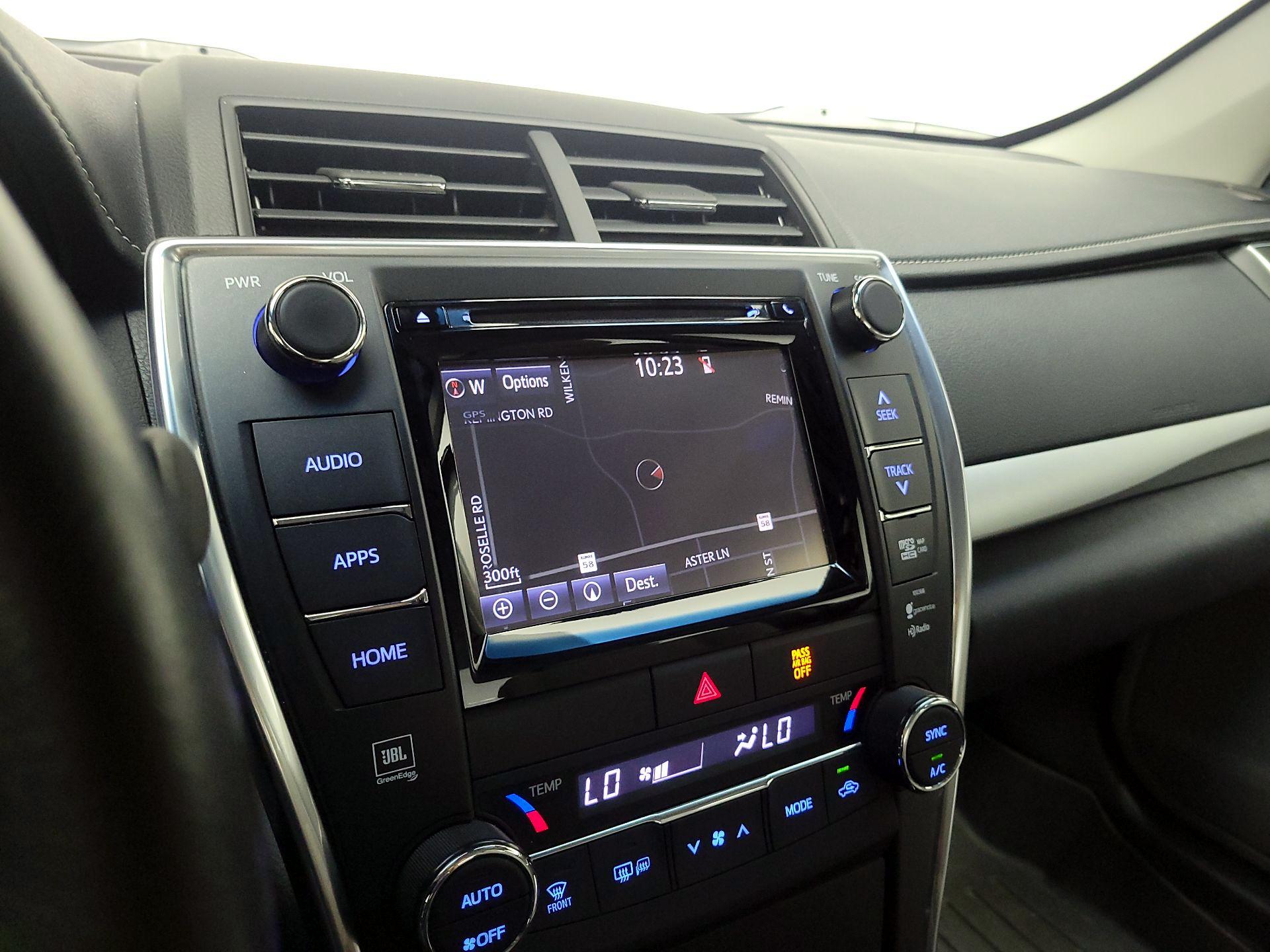 Thumbnail: 2015 Toyota Camry - 14