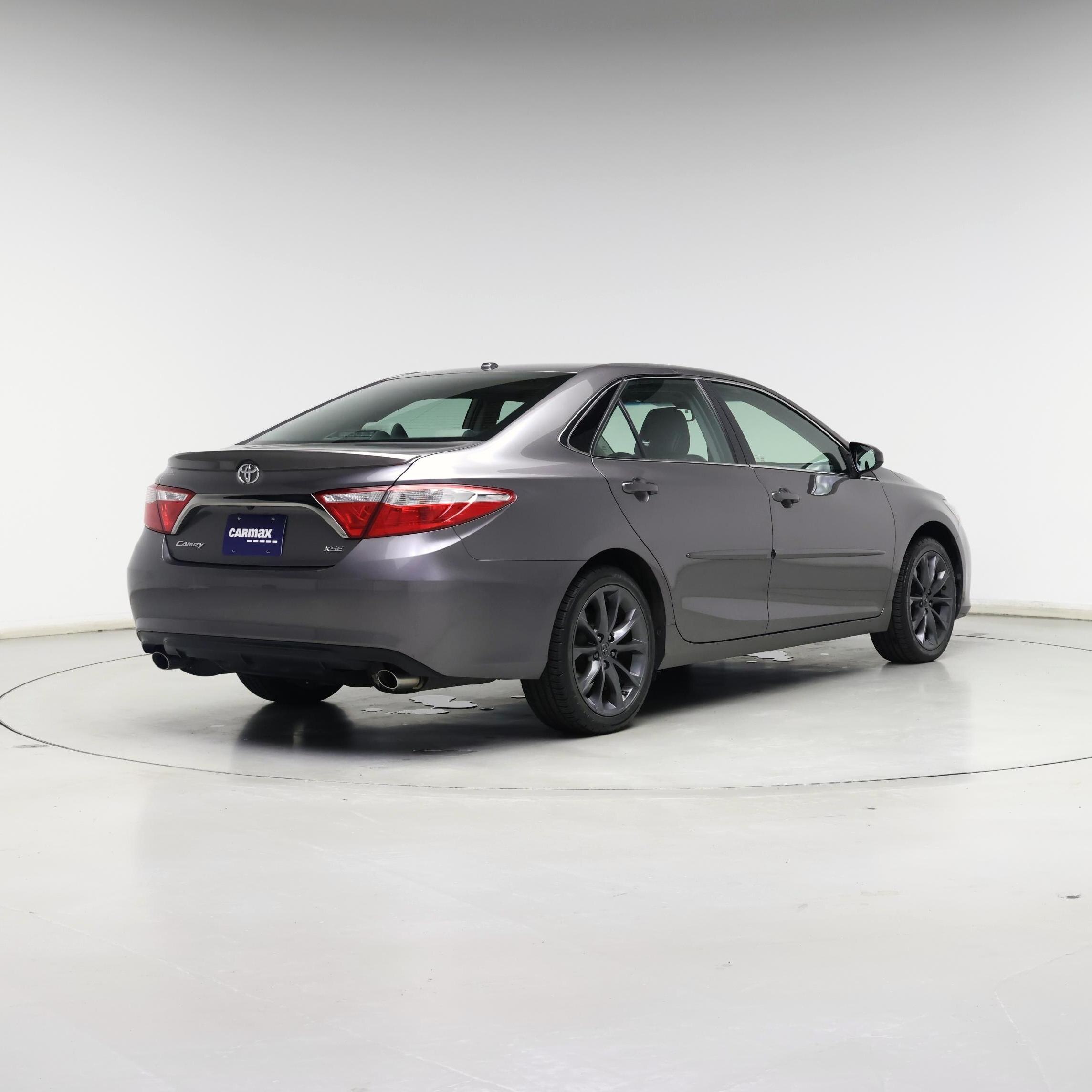 Thumbnail: 2015 Toyota Camry - 8