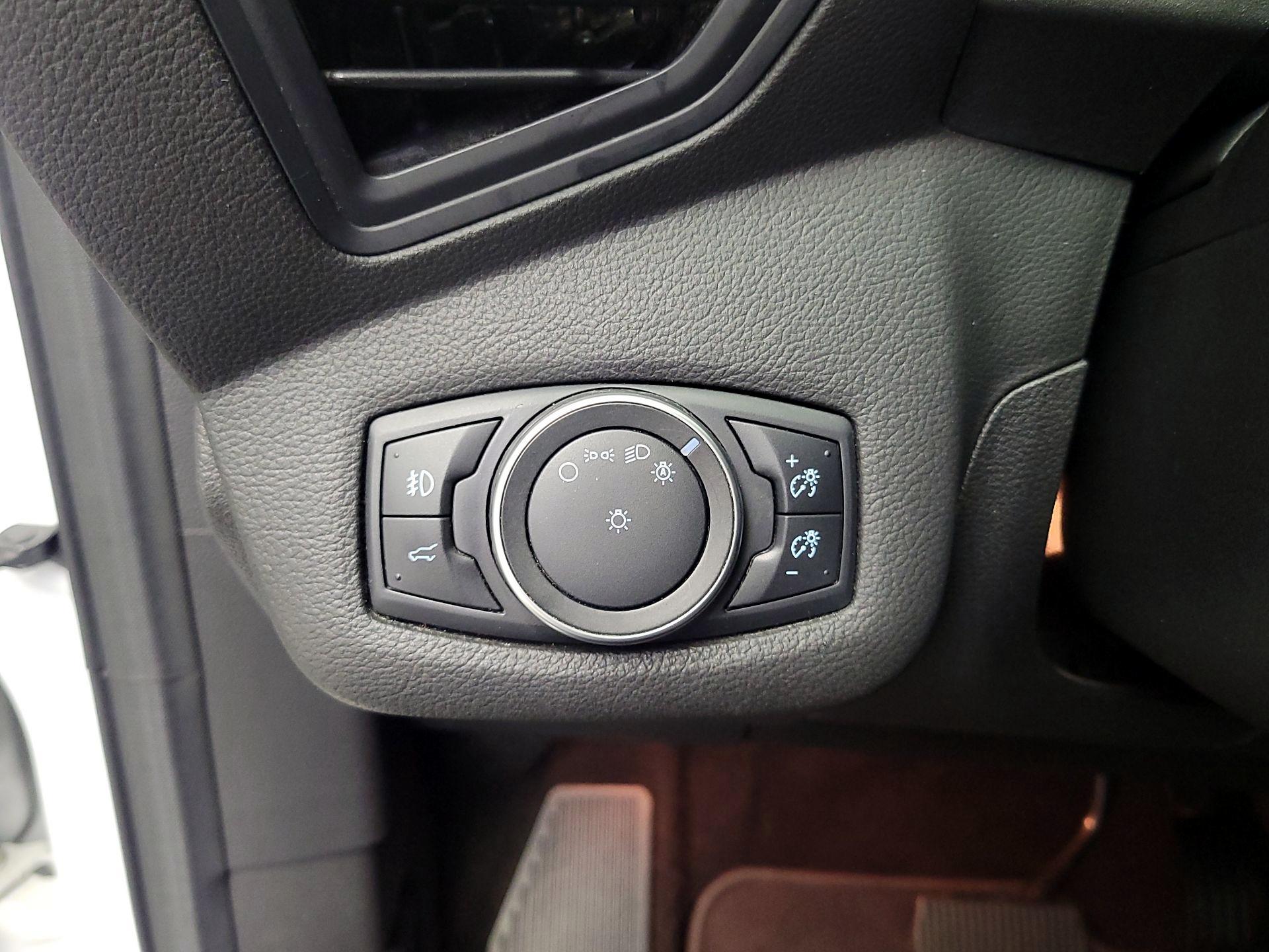 Thumbnail: 2018 Ford Escape - 13