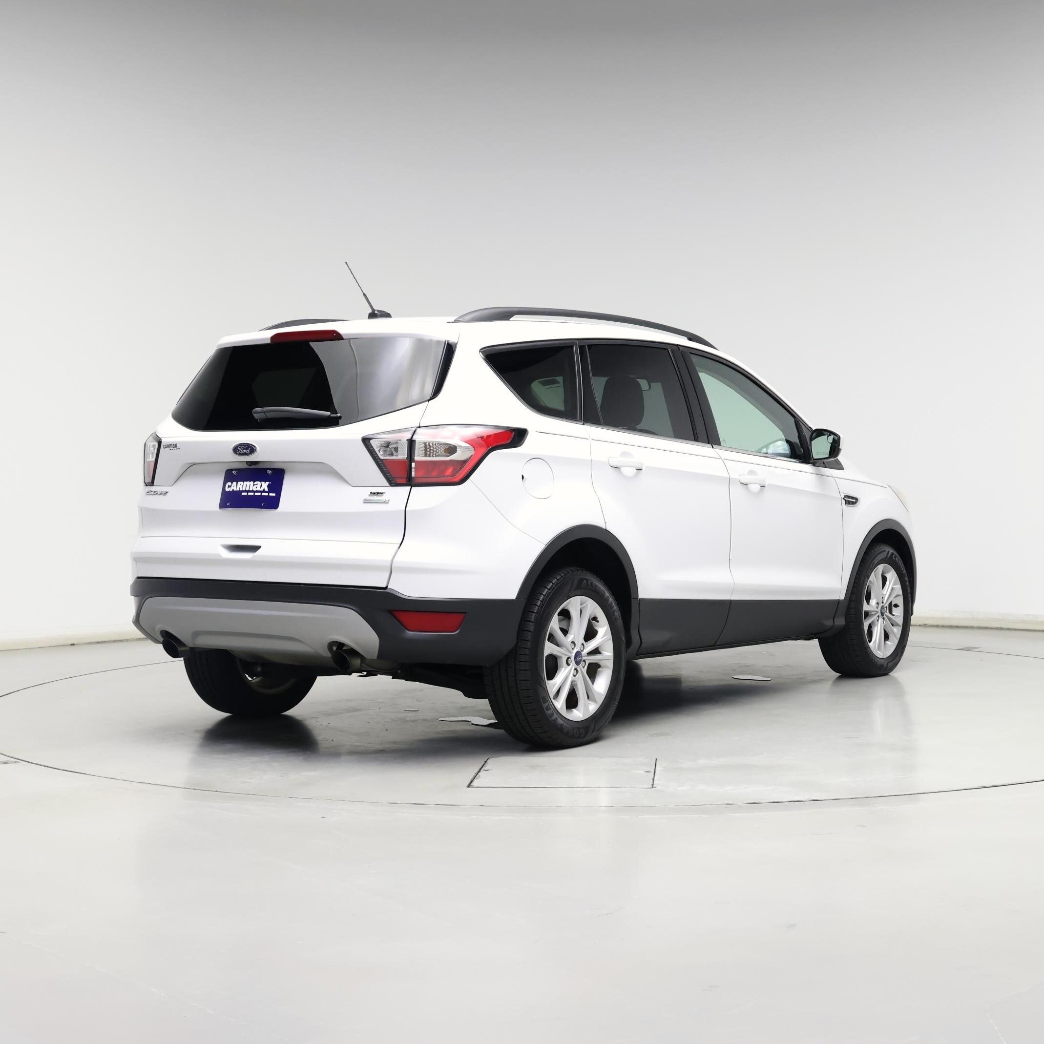 Thumbnail: 2018 Ford Escape - 8