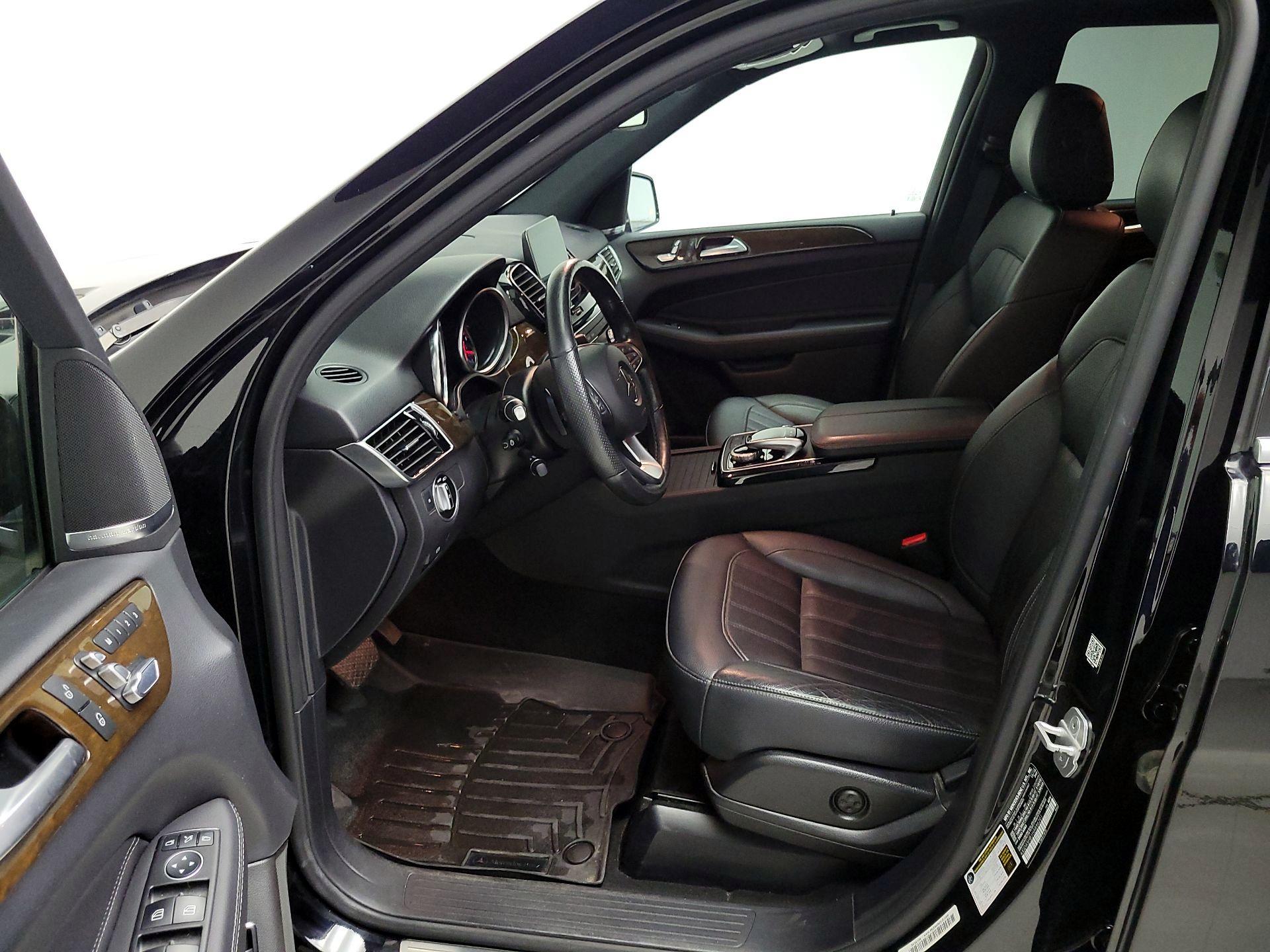 Thumbnail: 2017 Mercedes-Benz GLE - 11