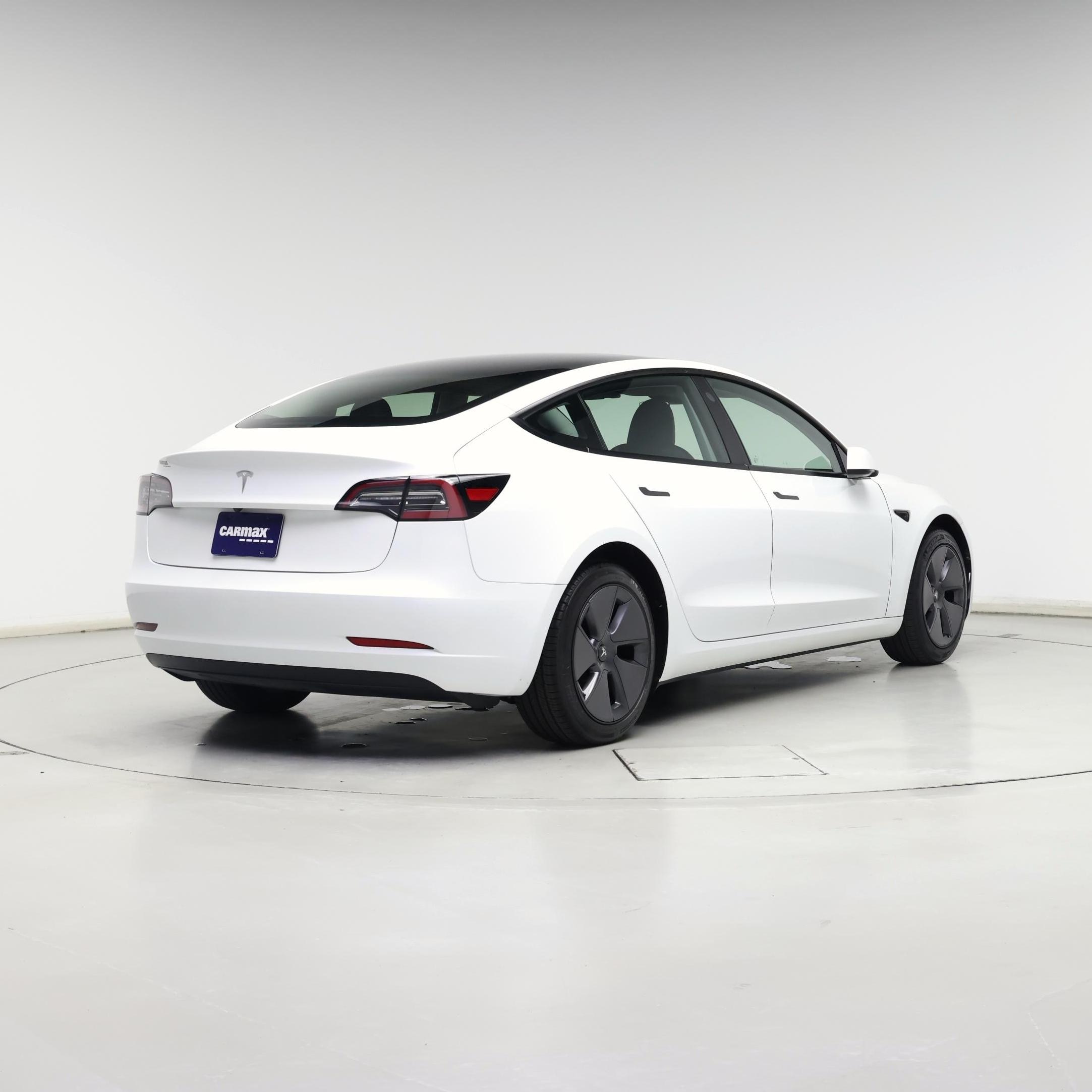 Thumbnail: 2023 Tesla Model 3 - 8