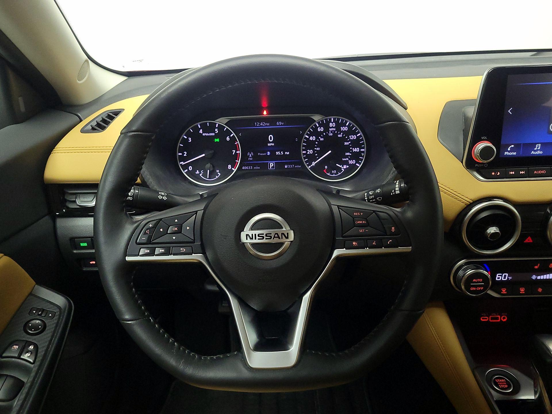 Thumbnail: 2022 Nissan Sentra - 10