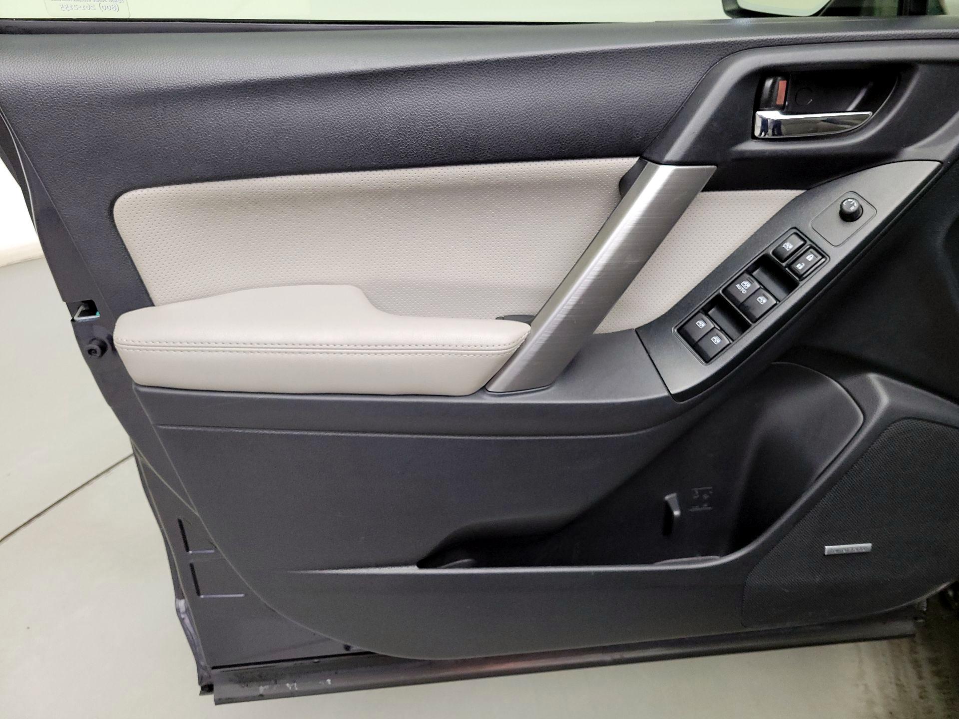 Thumbnail: 2016 Subaru Forester - 12