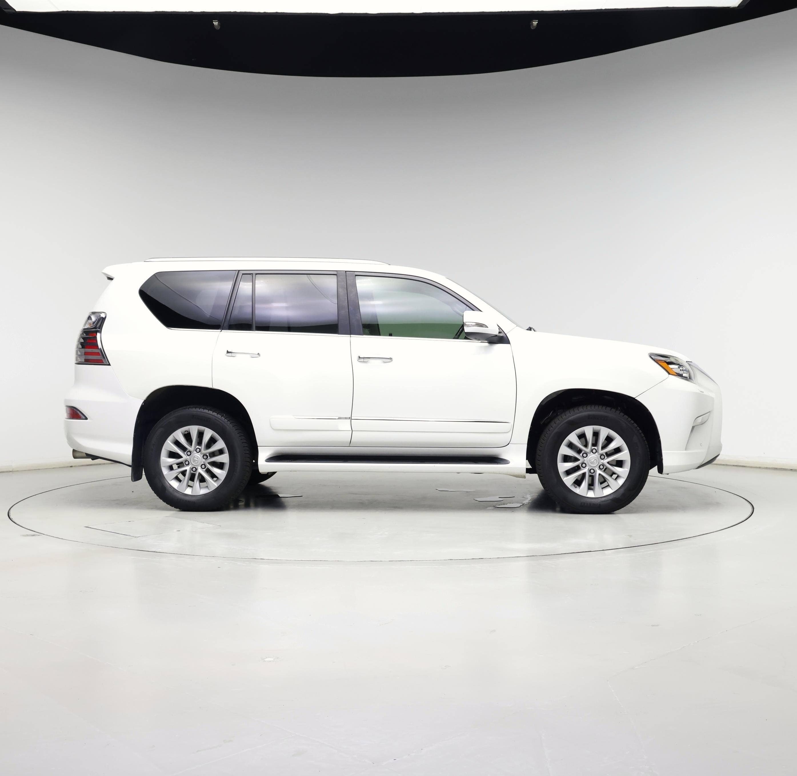 Thumbnail: 2015 Lexus GX - 7