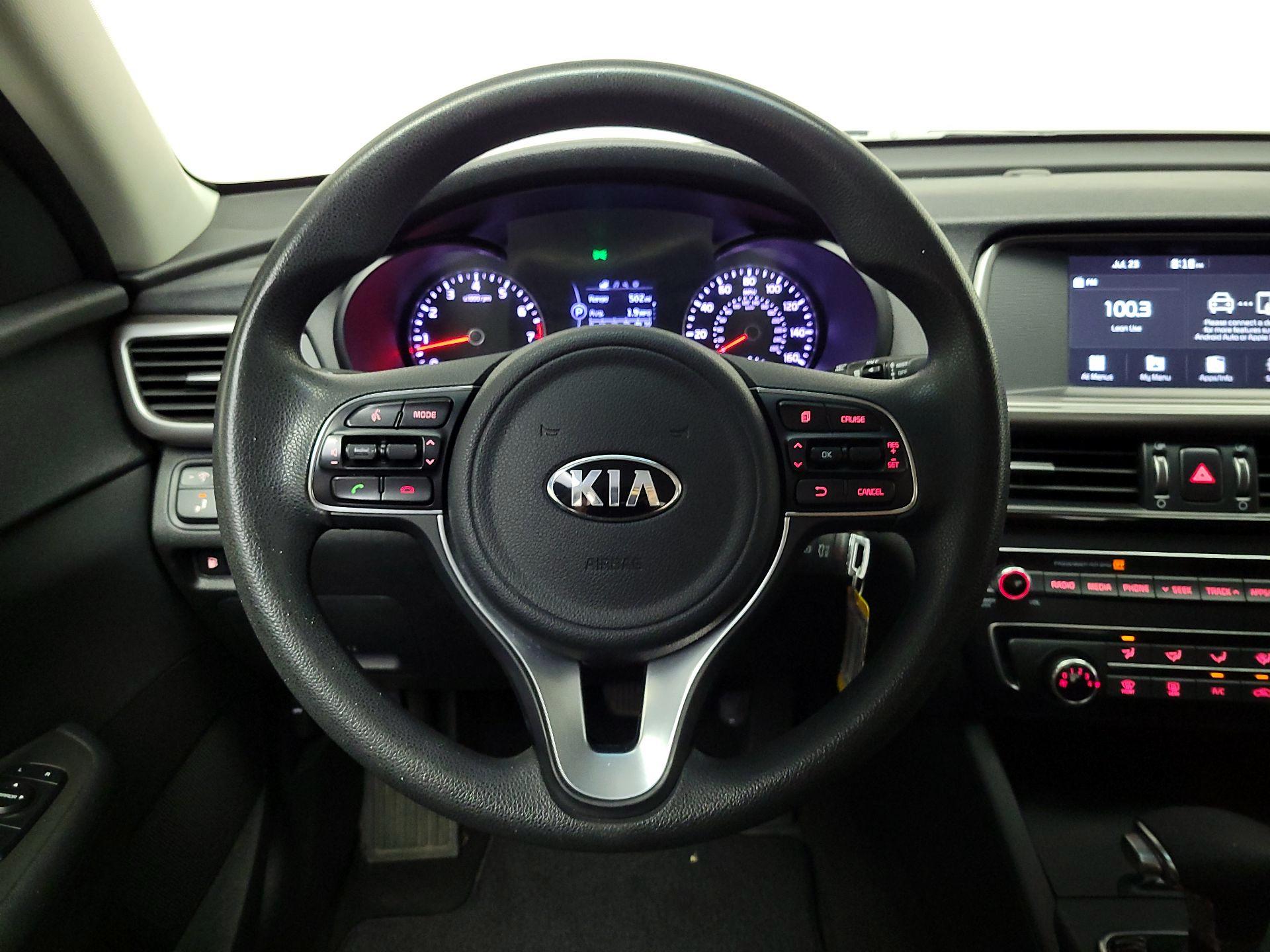 Thumbnail: 2018 Kia Optima - 10