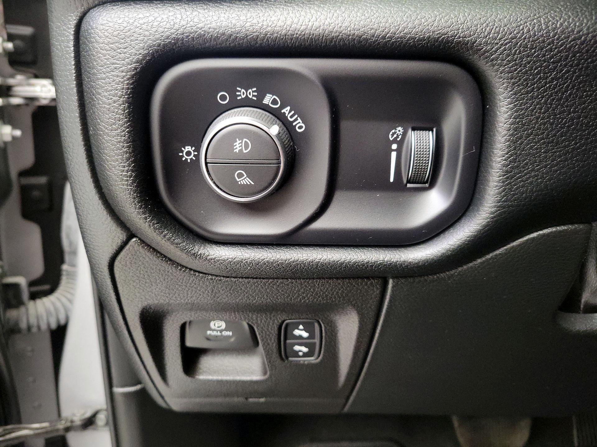 Thumbnail: 2022 RAM 1500 - 13