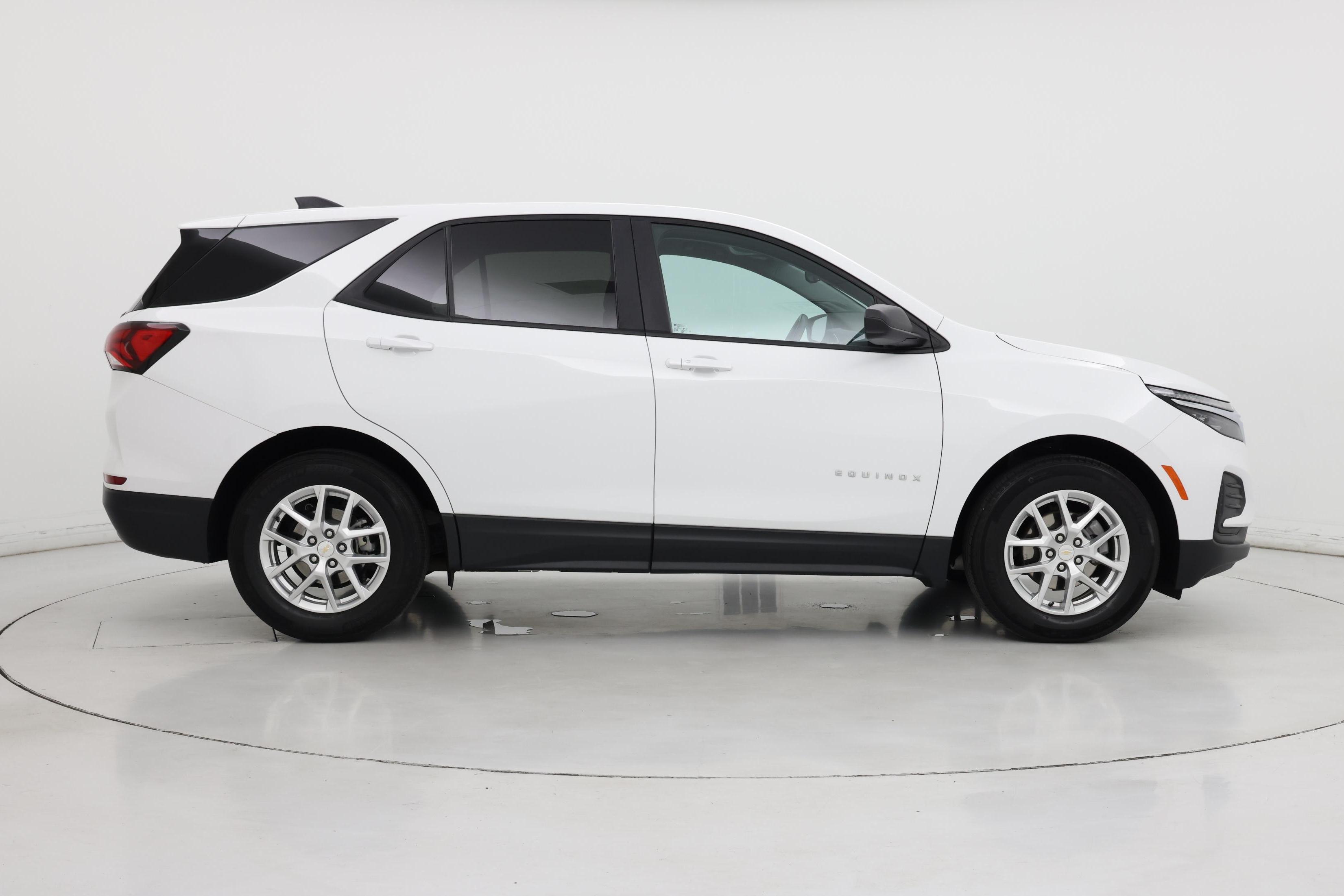 Thumbnail: 2022 Chevrolet Equinox - 7