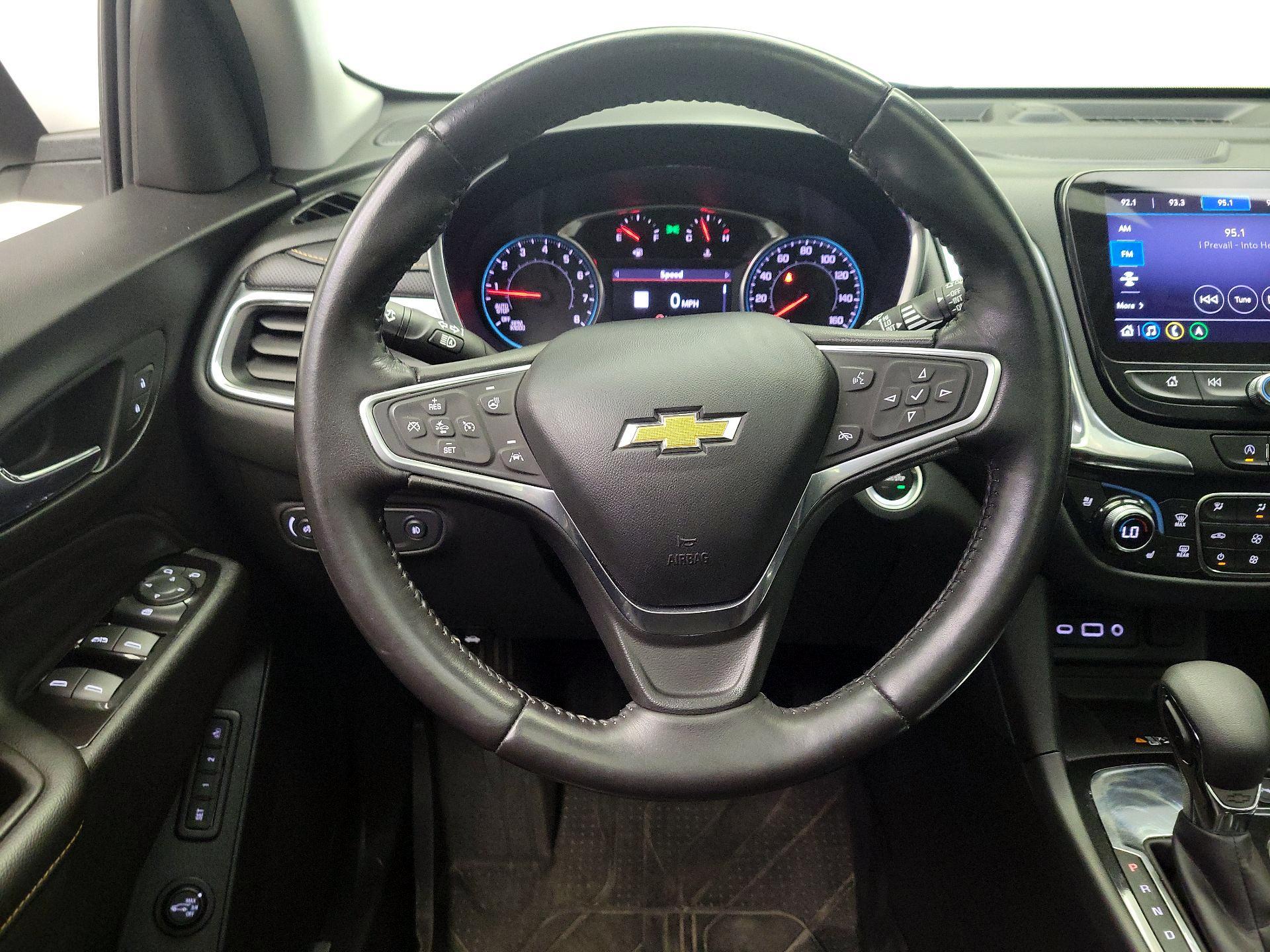 Thumbnail: 2022 Chevrolet Equinox - 10