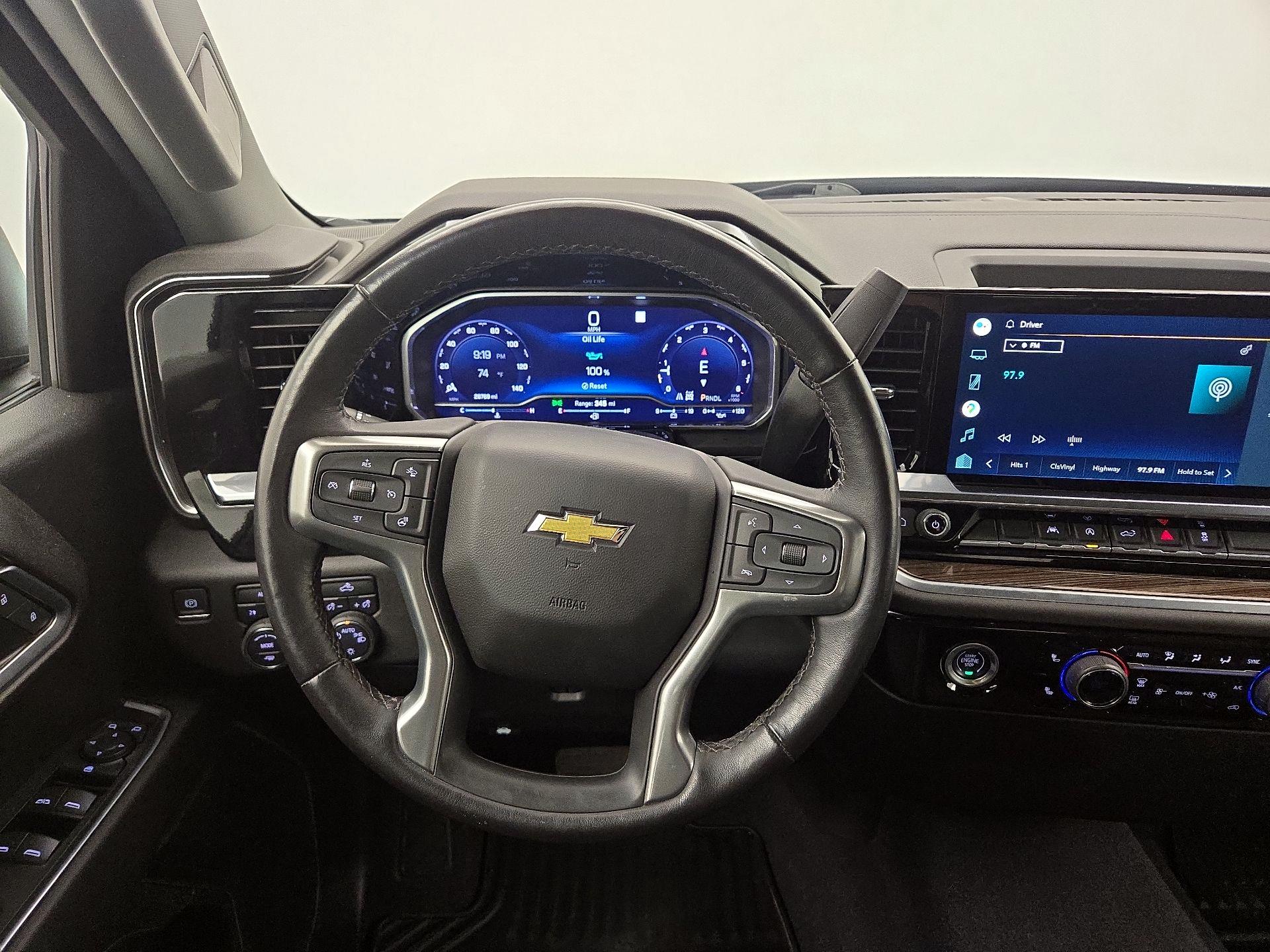 Thumbnail: 2022 Chevrolet Silverado 1500 - 10