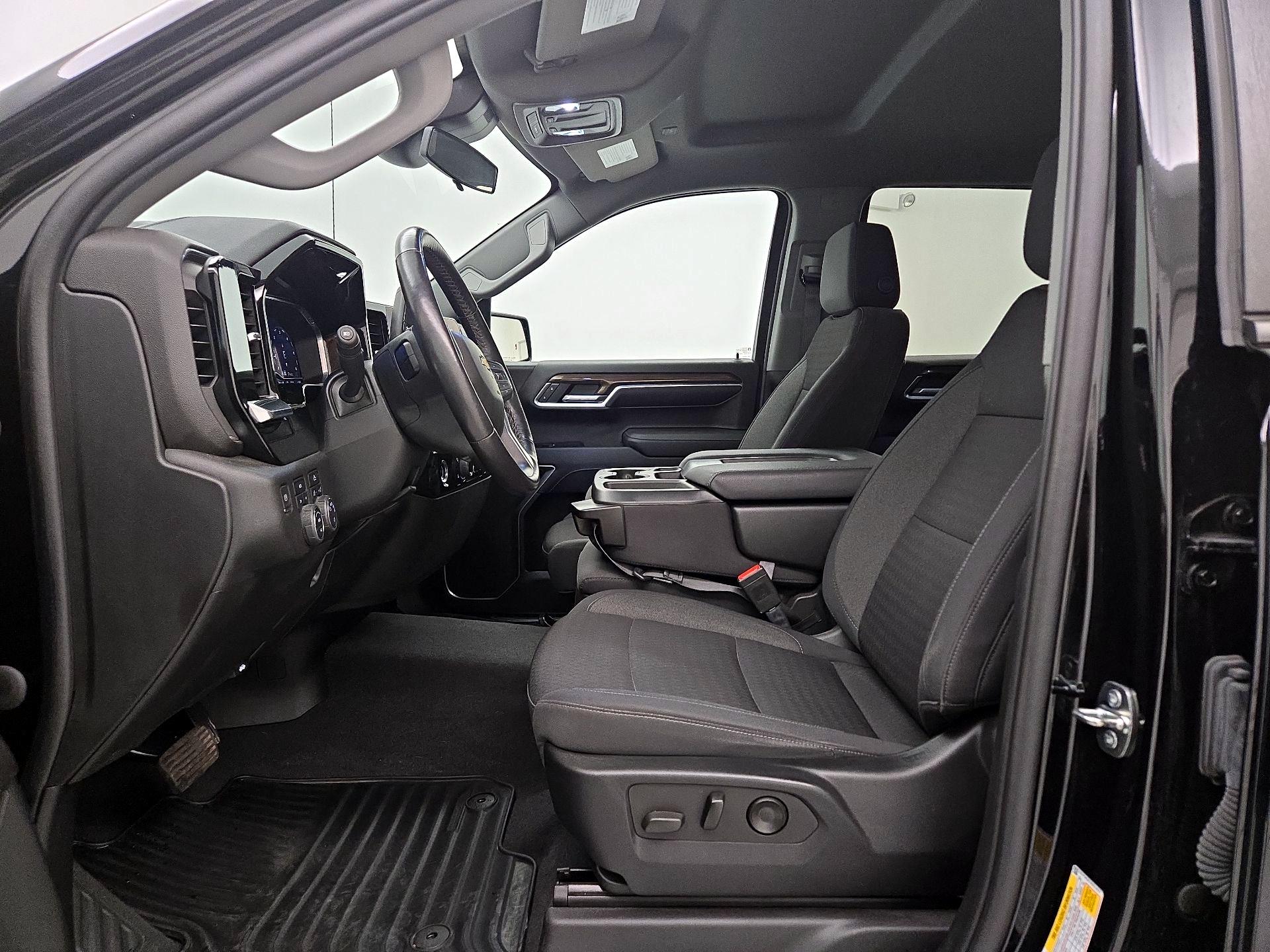 Thumbnail: 2022 Chevrolet Silverado 1500 - 11