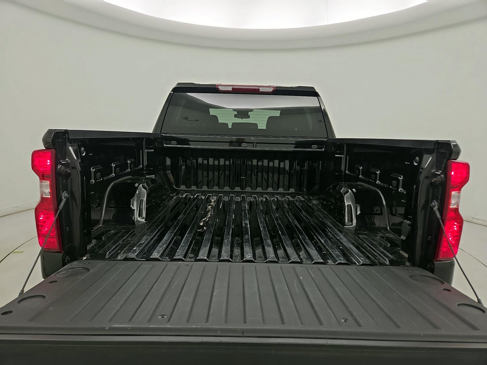 Thumbnail: 2022 Chevrolet Silverado 1500 - 20