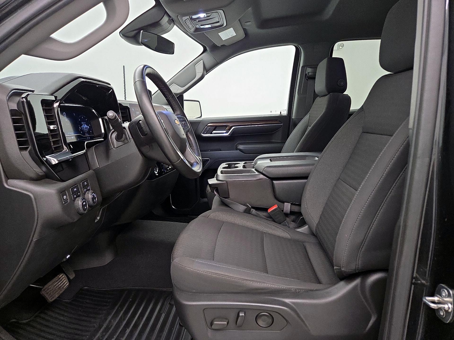 Thumbnail: 2023 Chevrolet Silverado 1500 - 11