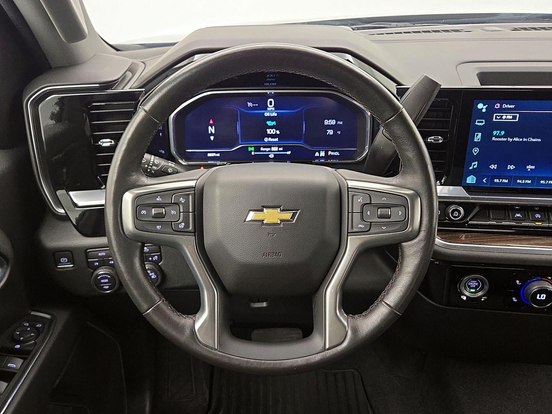 Thumbnail: 2022 Chevrolet Silverado 1500 - 10