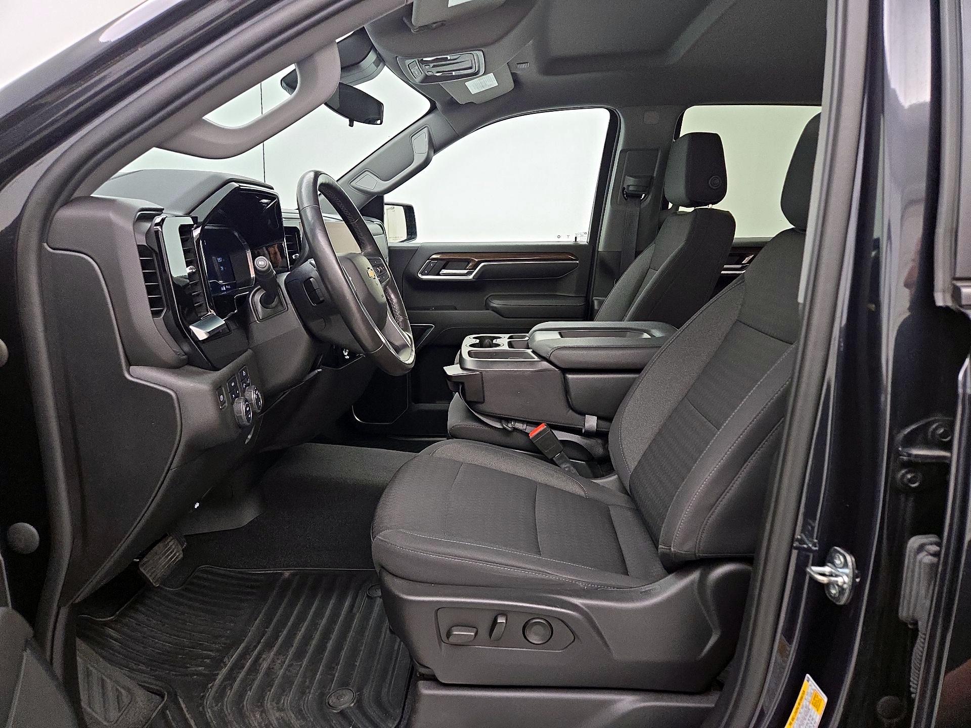 Thumbnail: 2022 Chevrolet Silverado 1500 - 11
