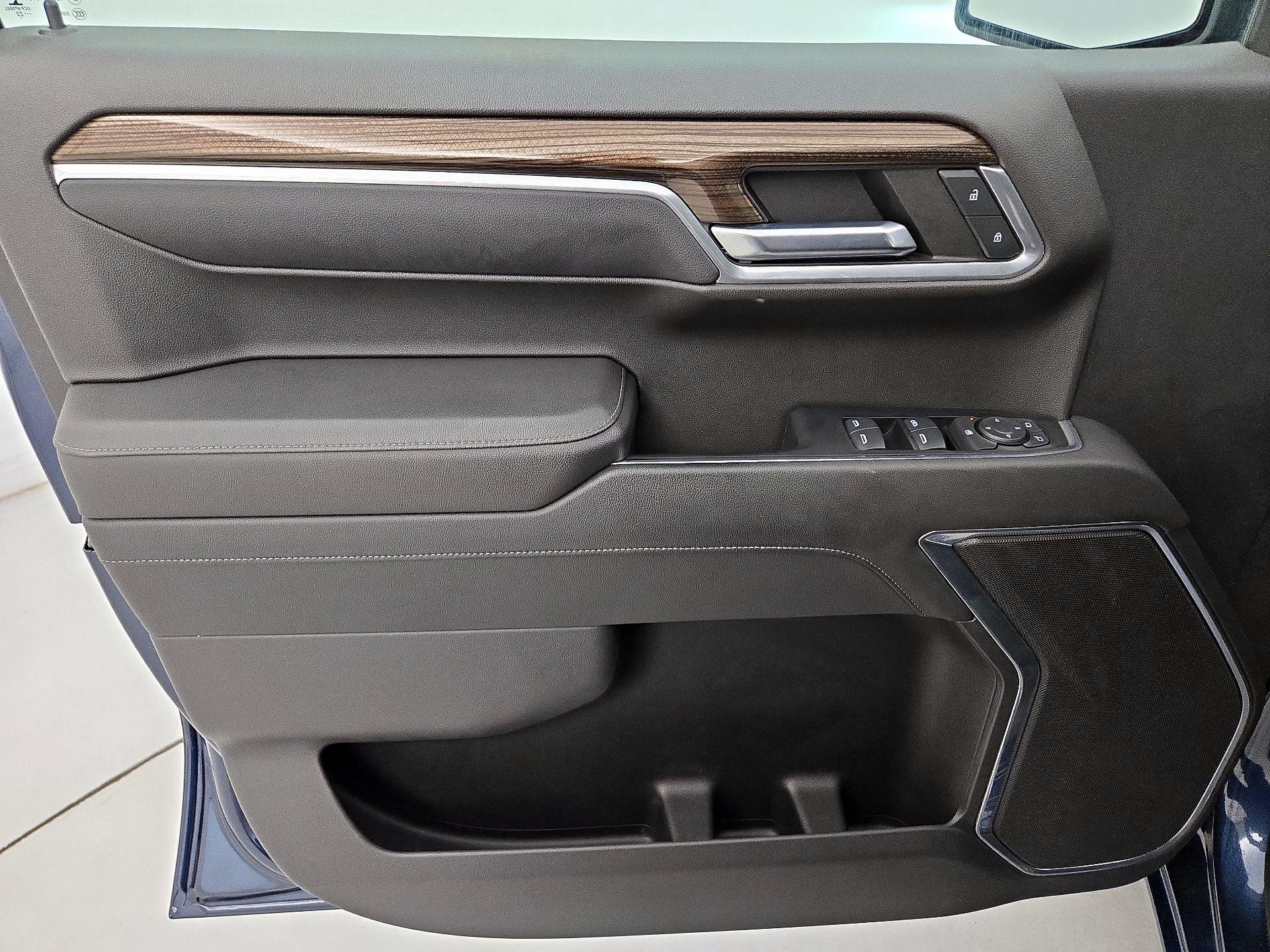 Thumbnail: 2022 Chevrolet Silverado 1500 - 12