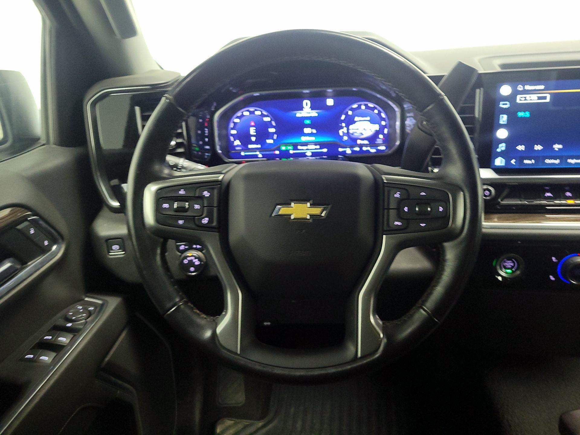 Thumbnail: 2022 Chevrolet Silverado 1500 - 10