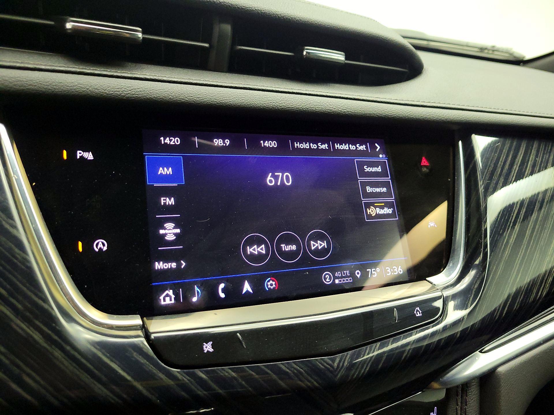 Thumbnail: 2023 Cadillac XT6 - 16