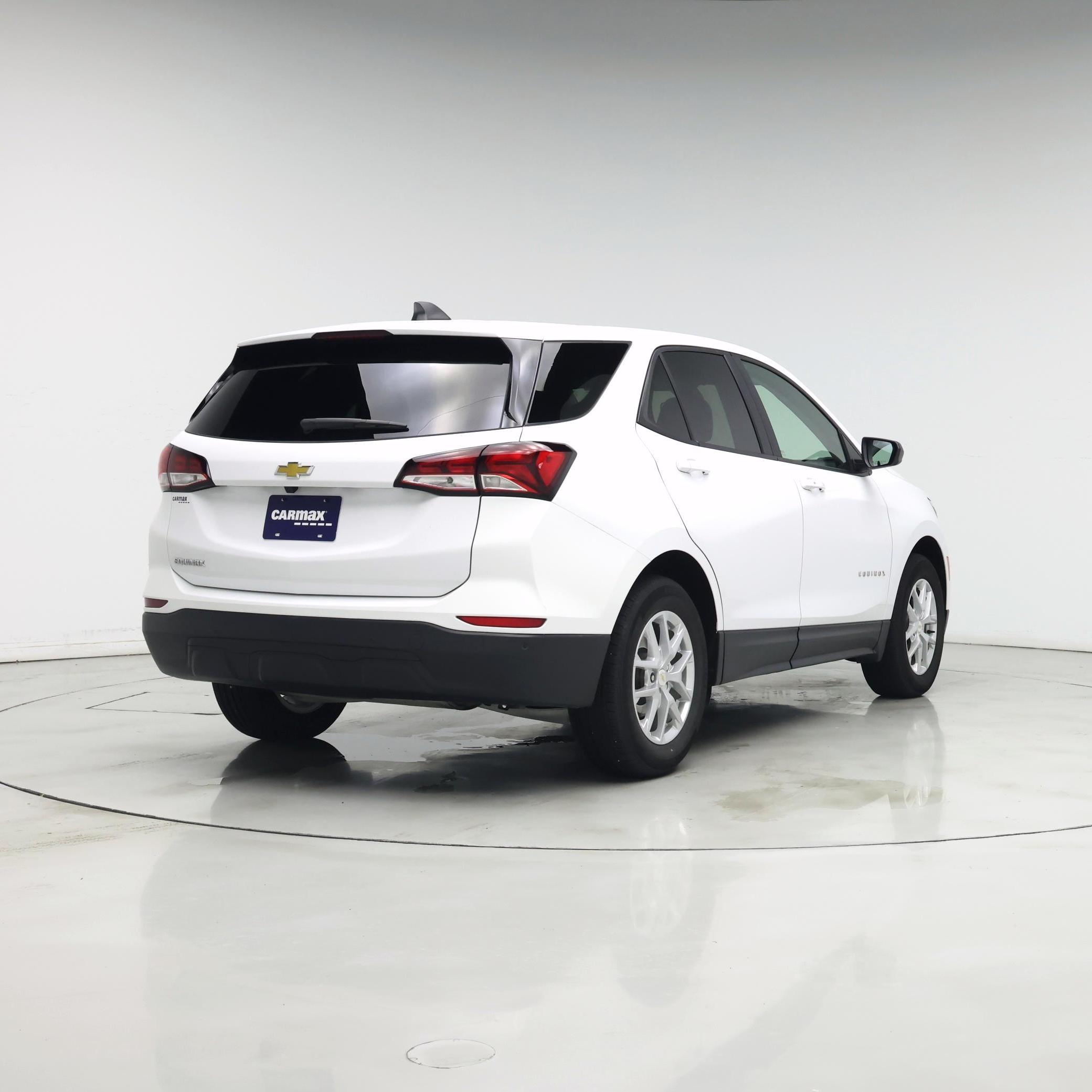 Thumbnail: 2023 Chevrolet Equinox - 8