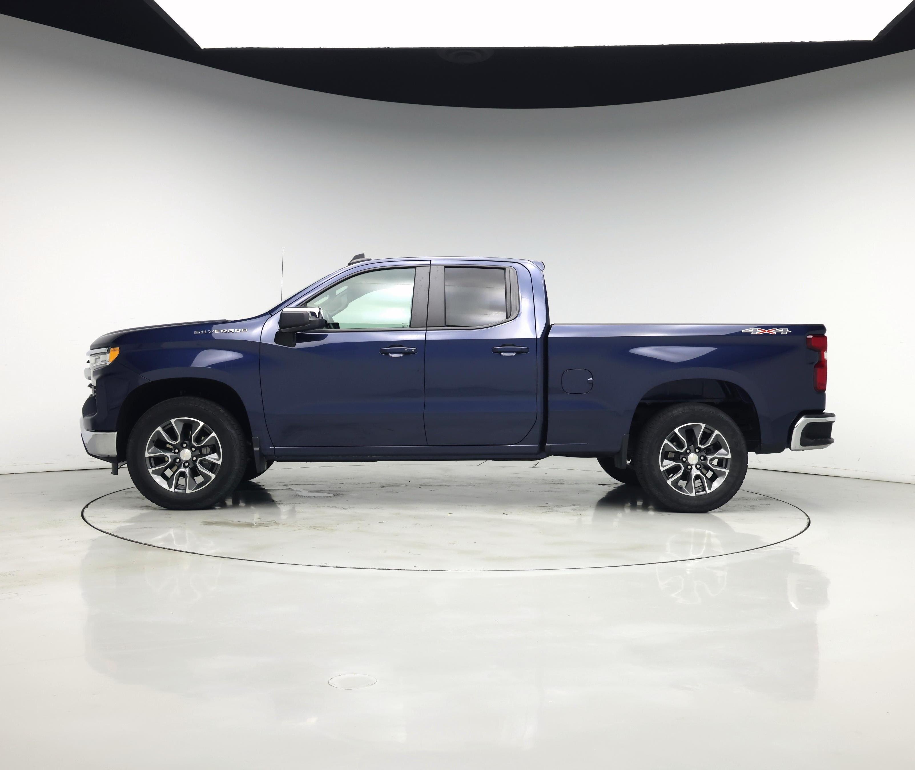 Thumbnail: 2022 Chevrolet Silverado 1500 - 3