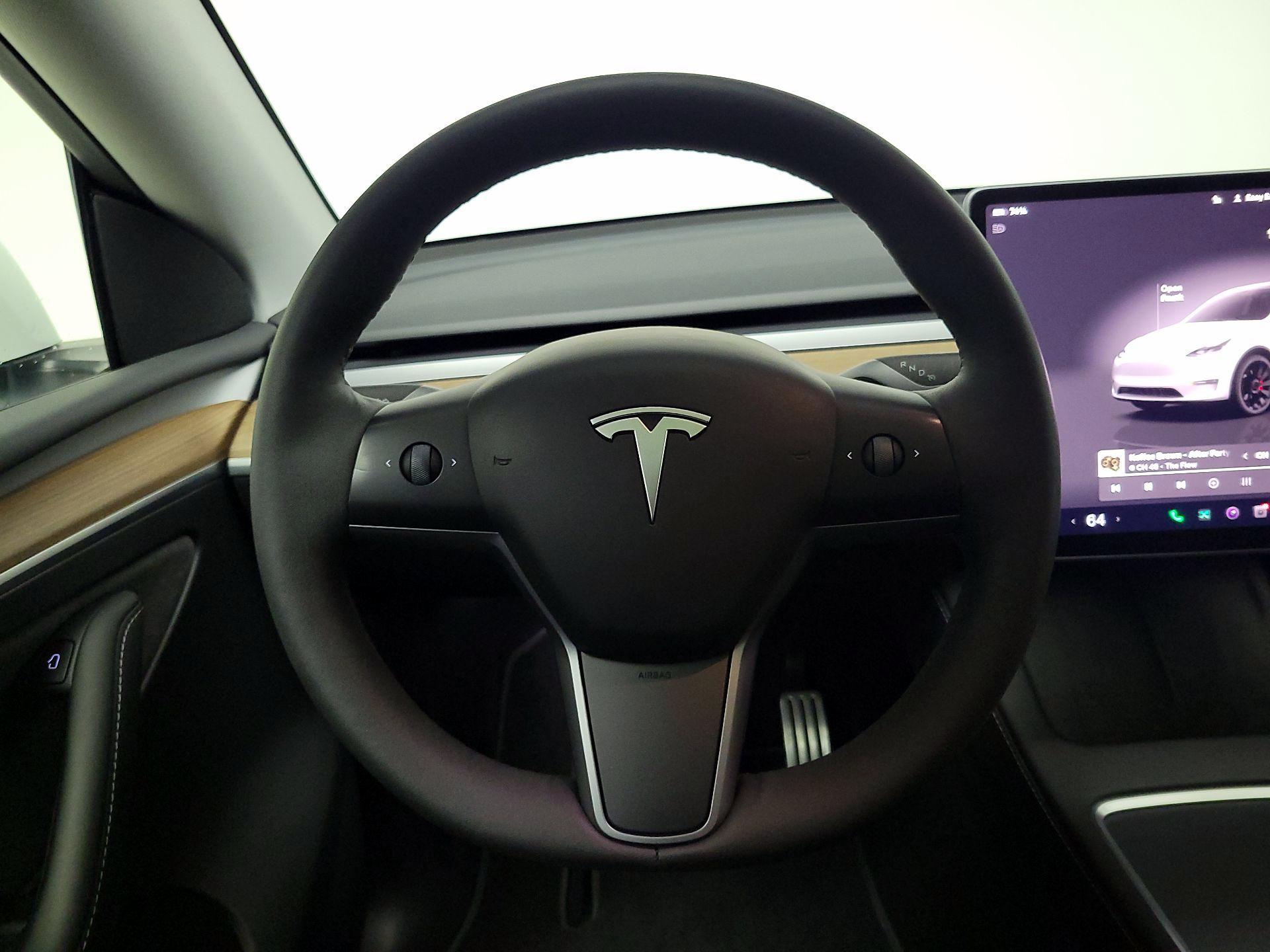 Thumbnail: 2023 Tesla Model Y - 10