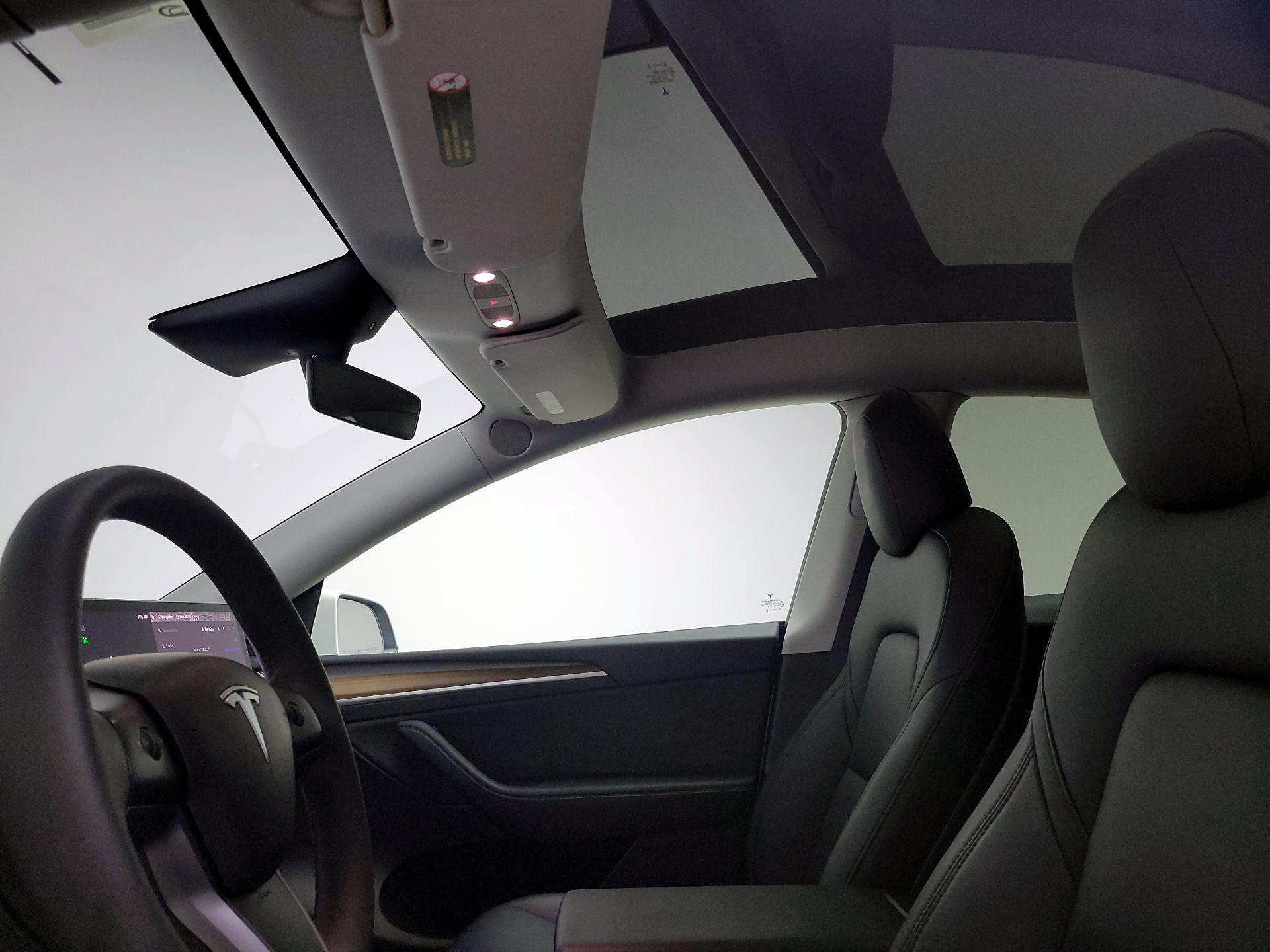 Thumbnail: 2023 Tesla Model Y - 18