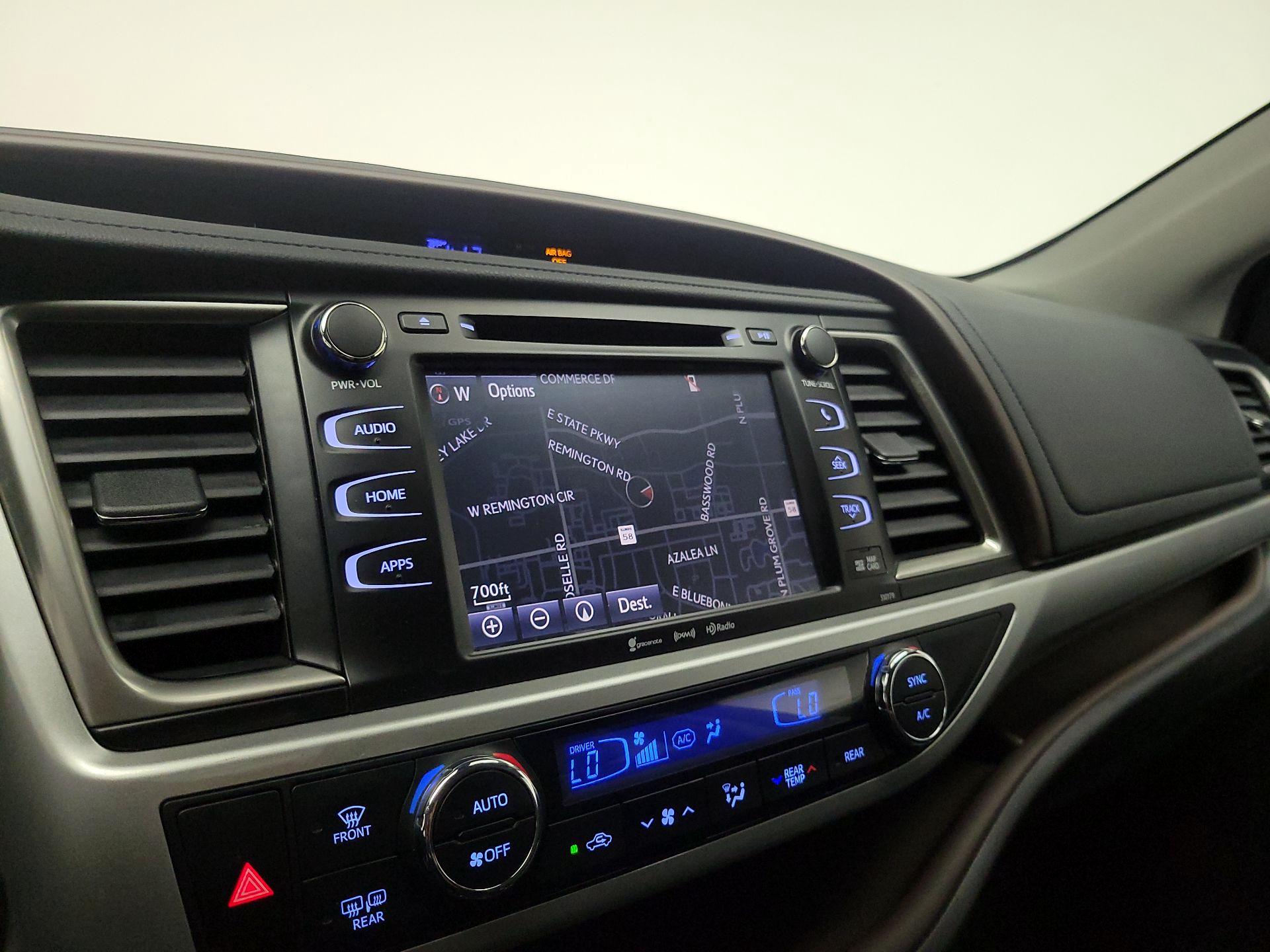 Thumbnail: 2017 Toyota Highlander - 14