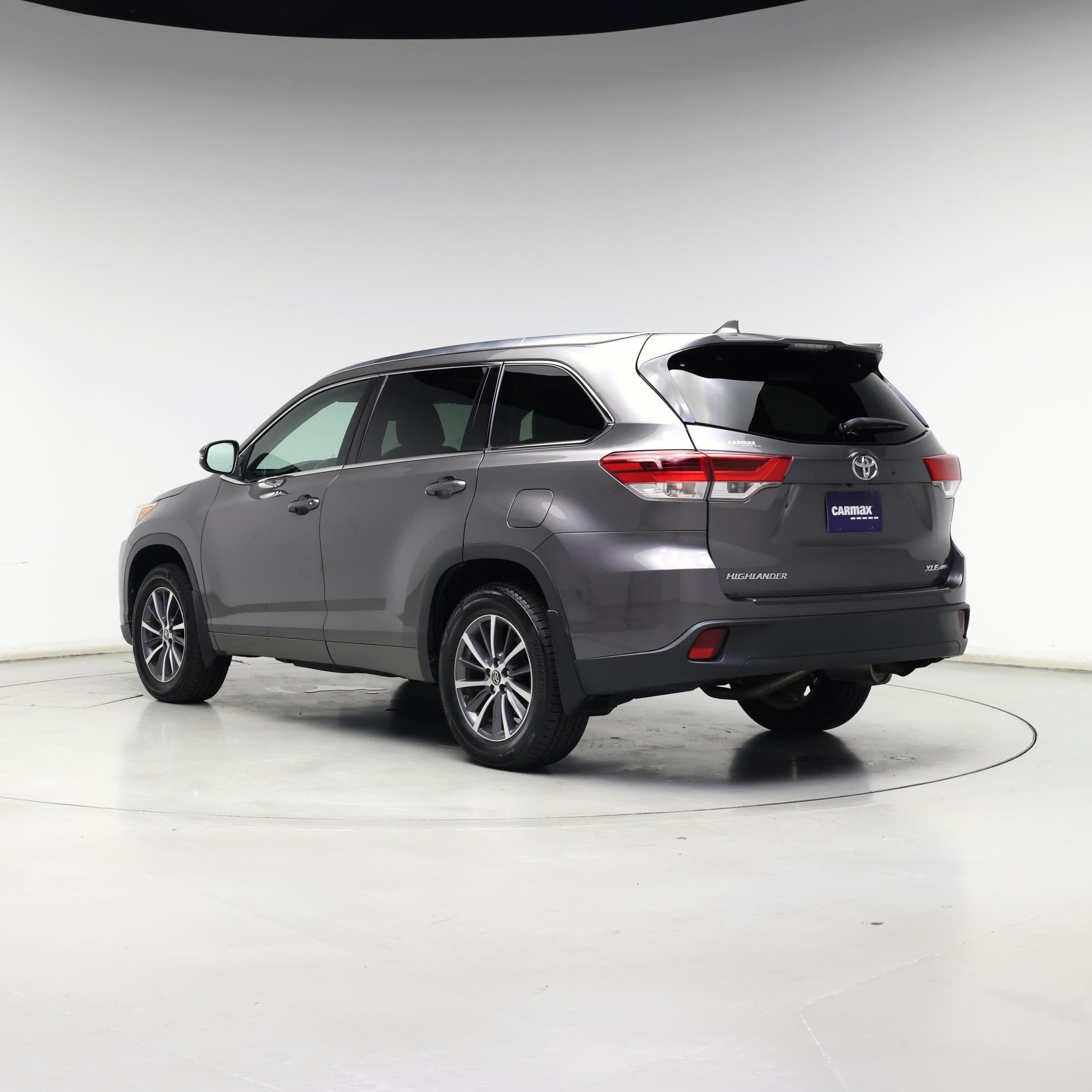 Thumbnail: 2017 Toyota Highlander - 2