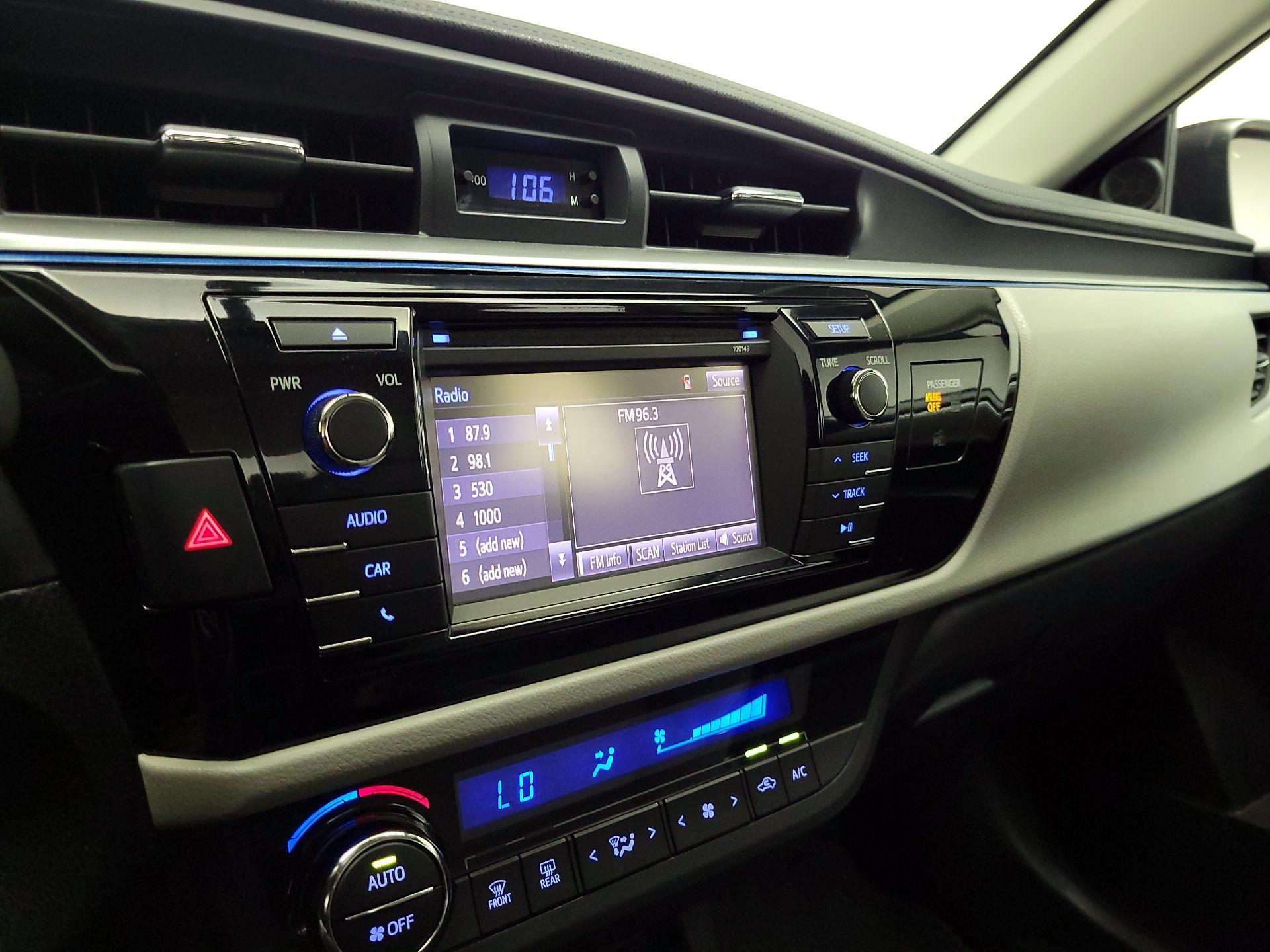 Thumbnail: 2014 Toyota Corolla - 15