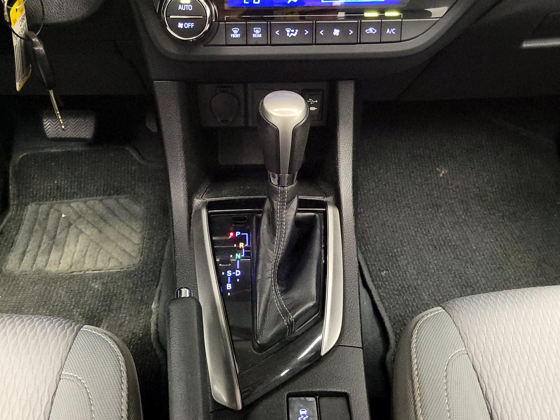 Thumbnail: 2014 Toyota Corolla - 17