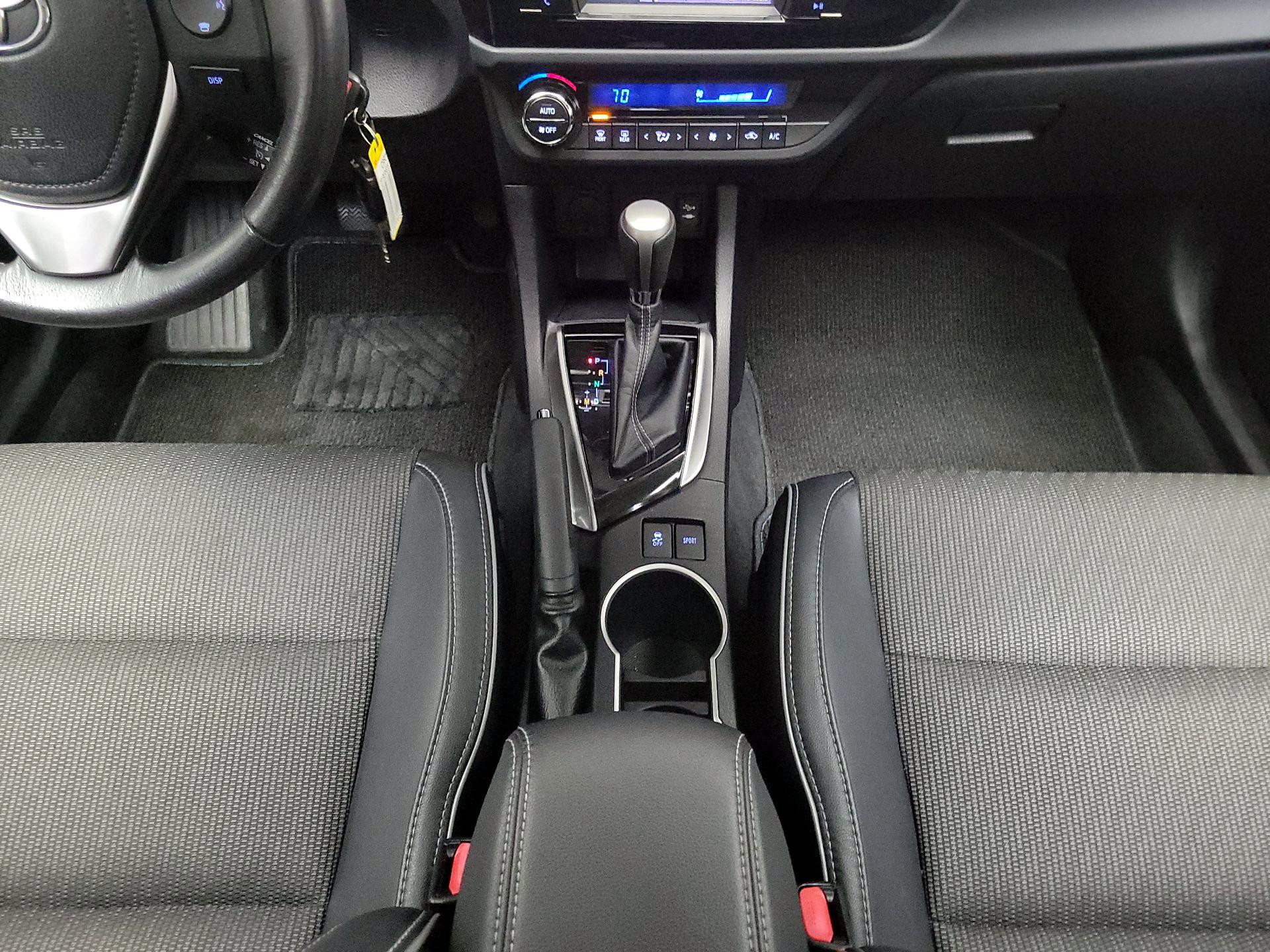 Thumbnail: 2014 Toyota Corolla - 17