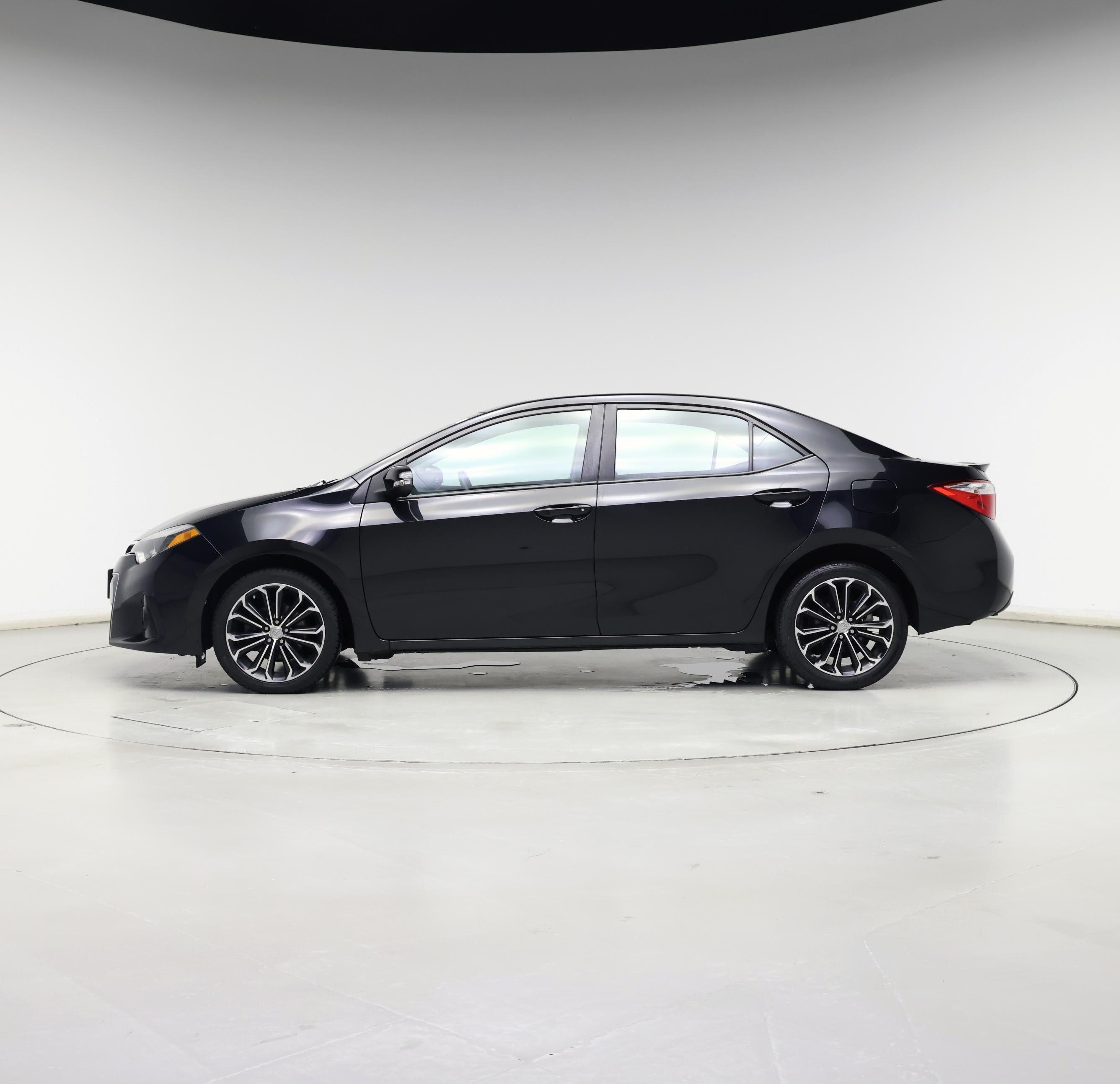 Thumbnail: 2014 Toyota Corolla - 3