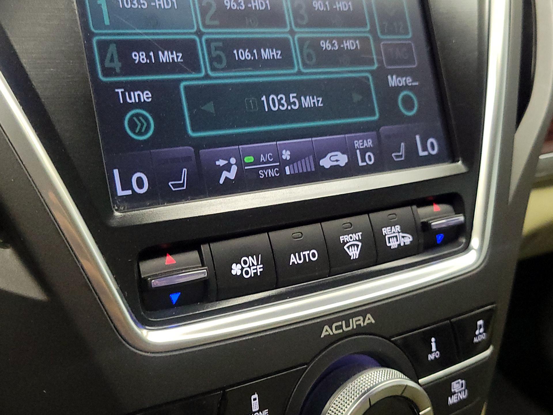 Thumbnail: 2015 Acura MDX - 17