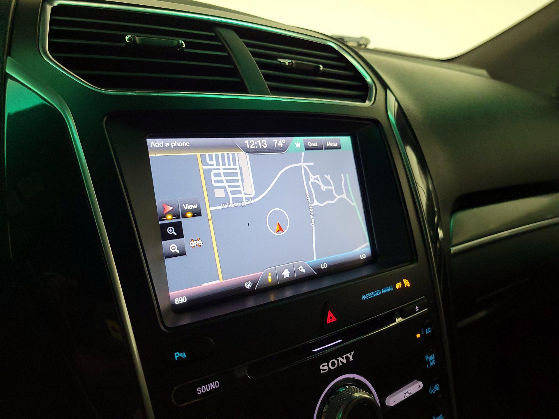 Thumbnail: 2016 Ford Explorer - 14