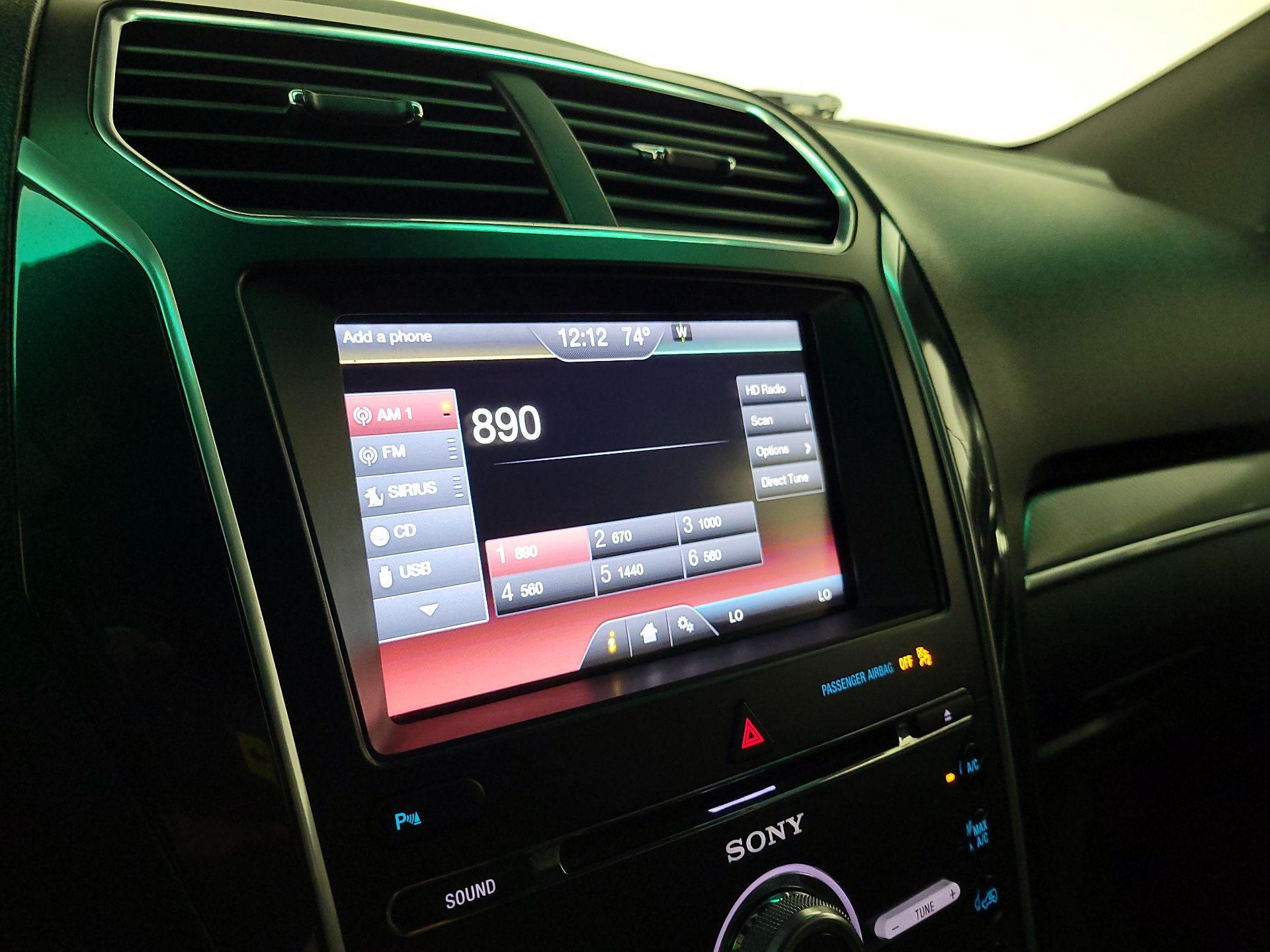 Thumbnail: 2016 Ford Explorer - 16