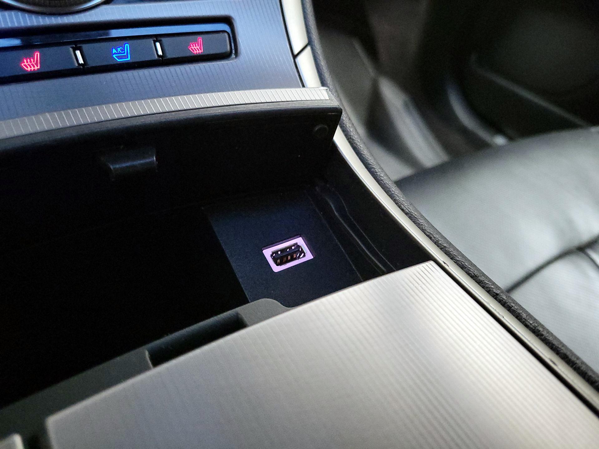 Thumbnail: 2017 Lincoln MKZ - 19