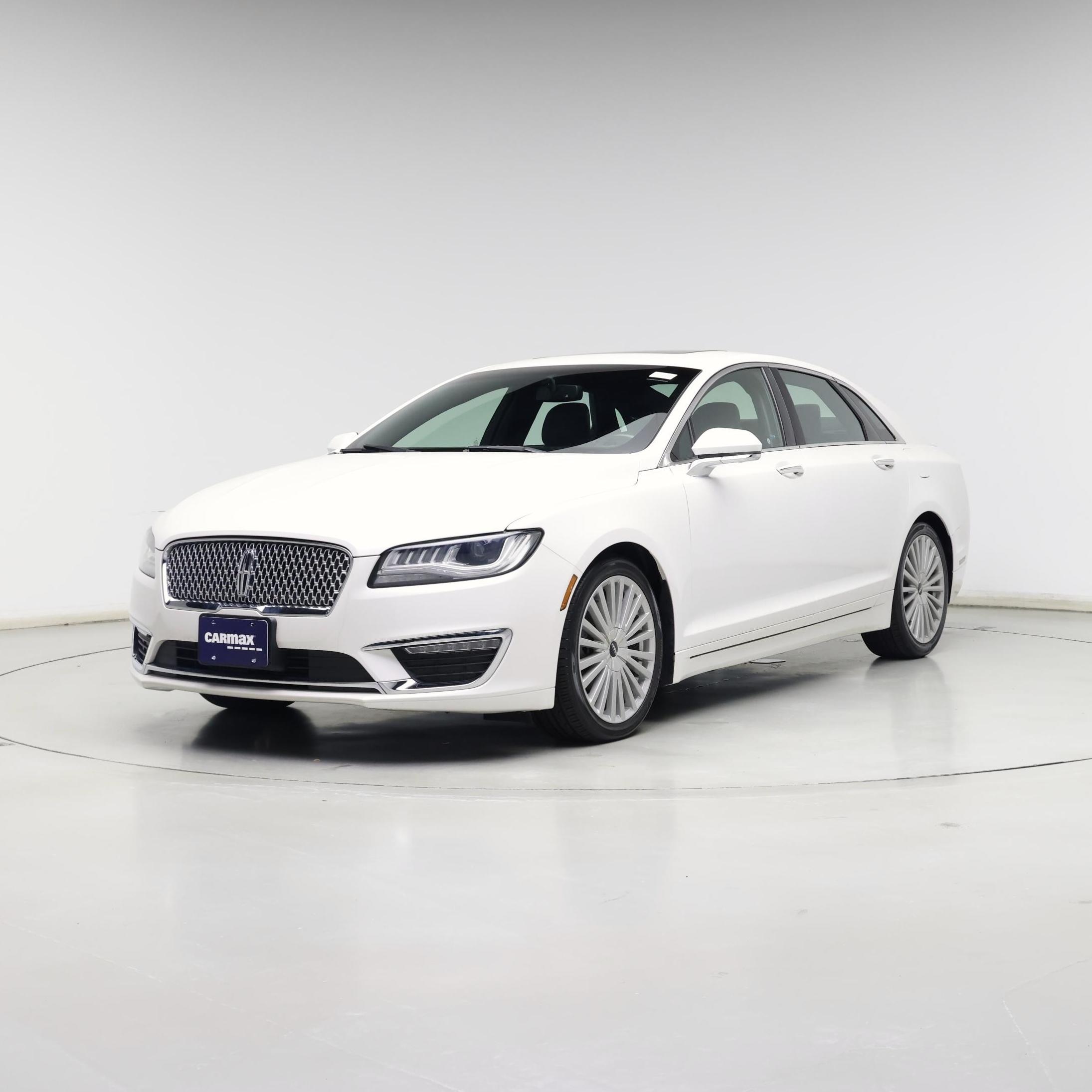 Thumbnail: 2017 Lincoln MKZ - 4