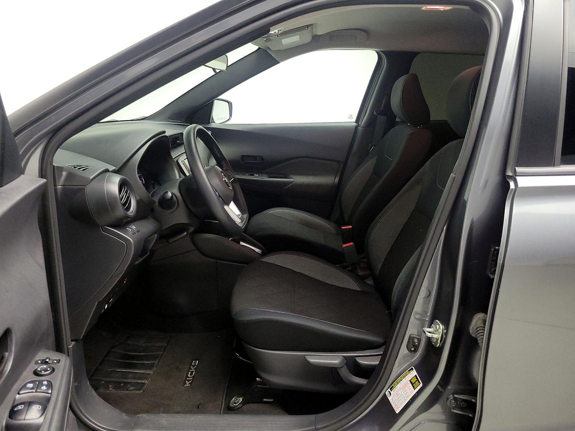 Thumbnail: 2019 Nissan Kicks - 11