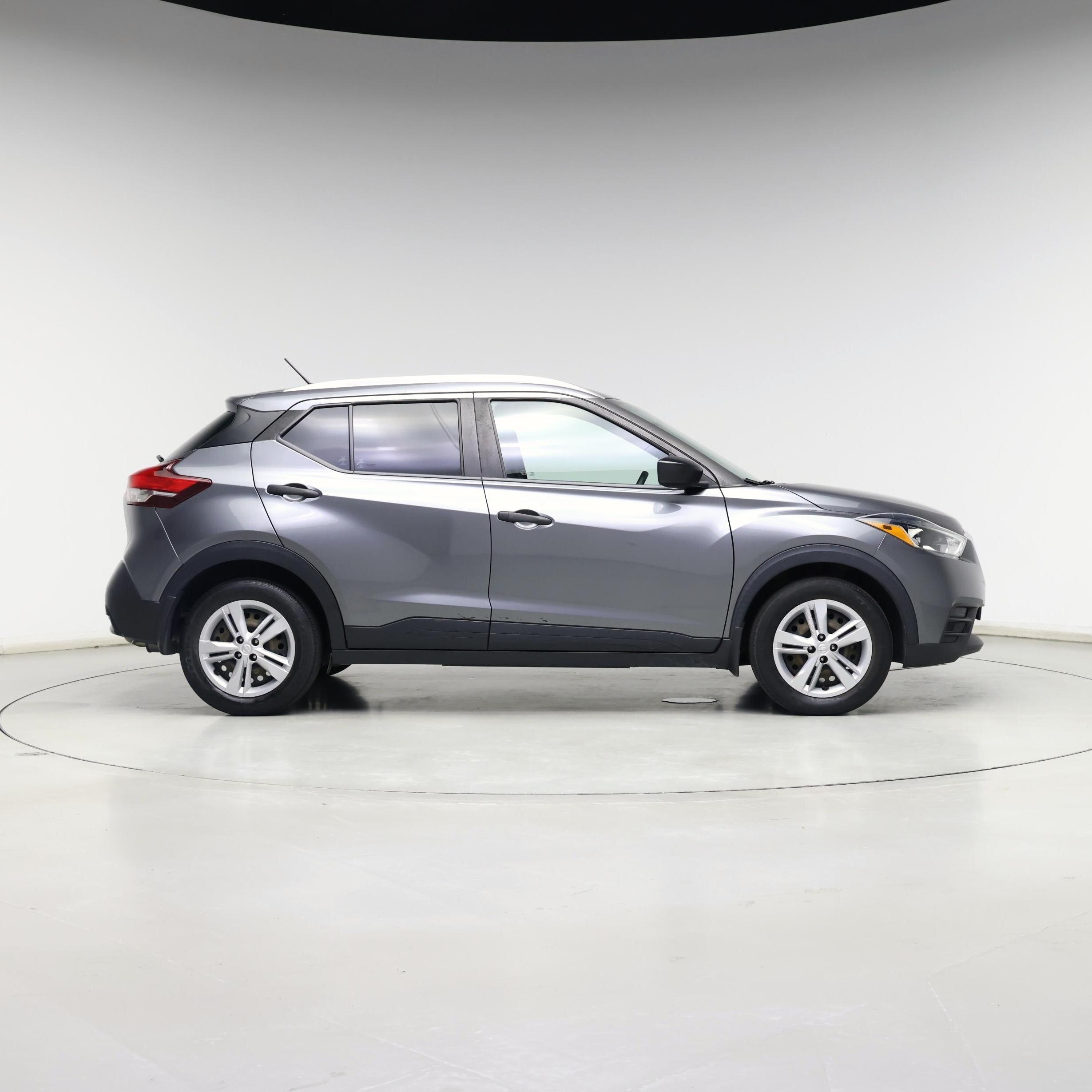 Thumbnail: 2019 Nissan Kicks - 7