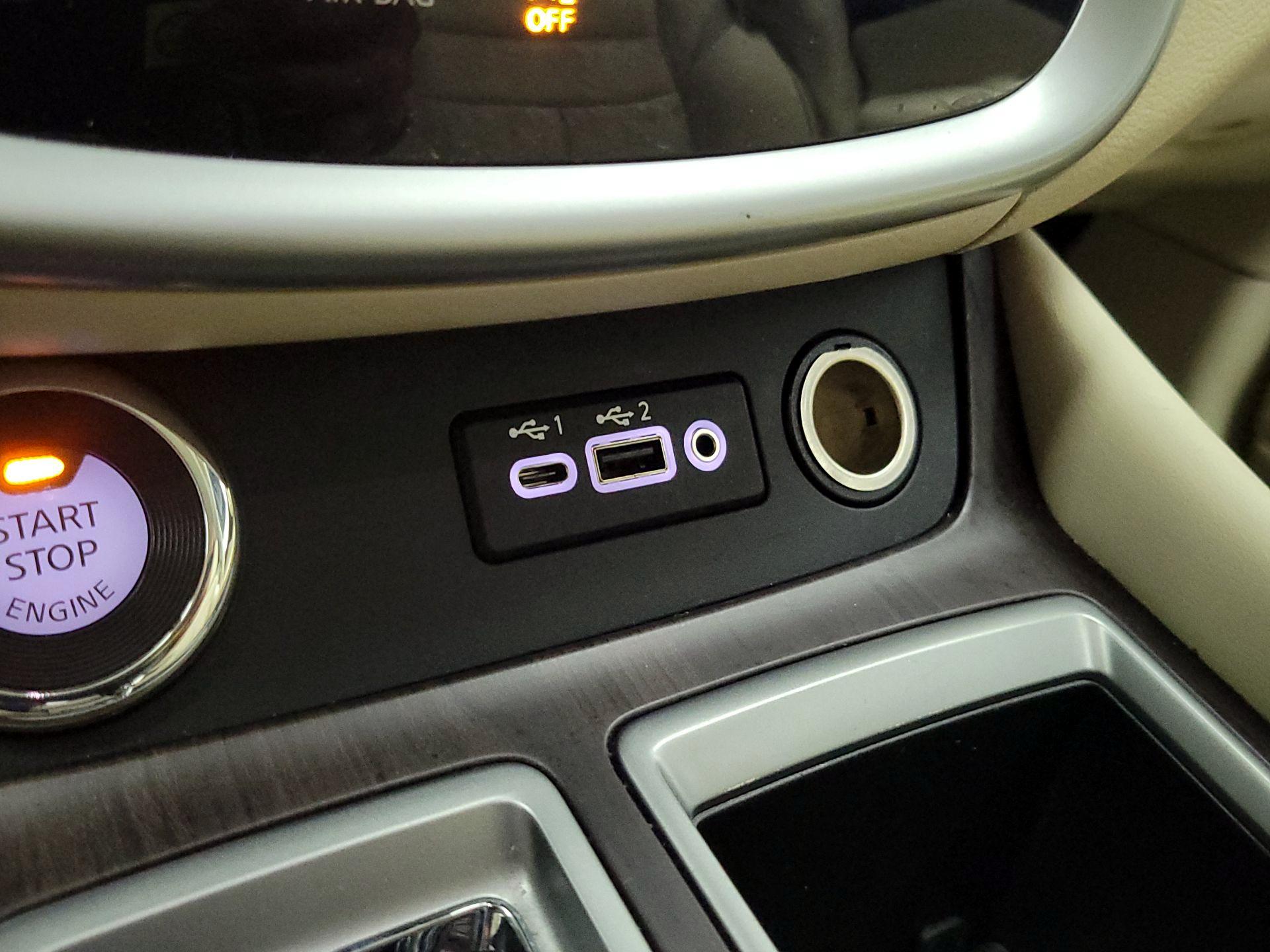 Thumbnail: 2019 Nissan Murano - 19