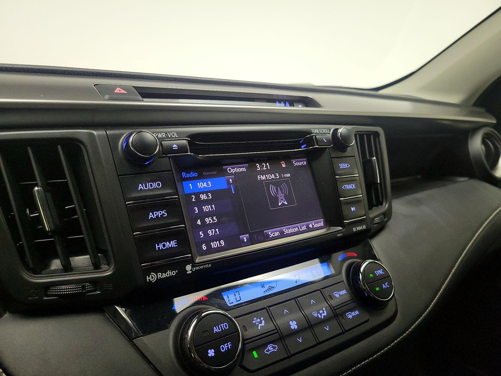 Thumbnail: 2017 Toyota RAV4 - 15