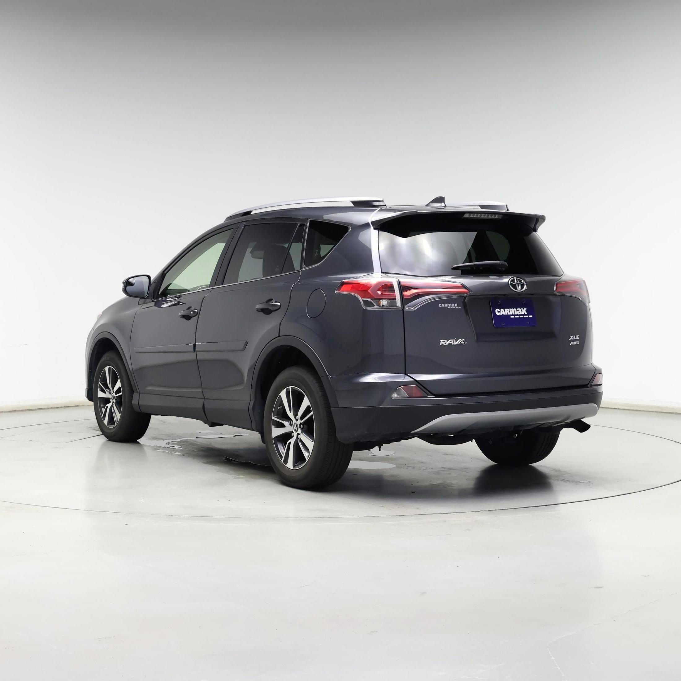 Thumbnail: 2017 Toyota RAV4 - 2