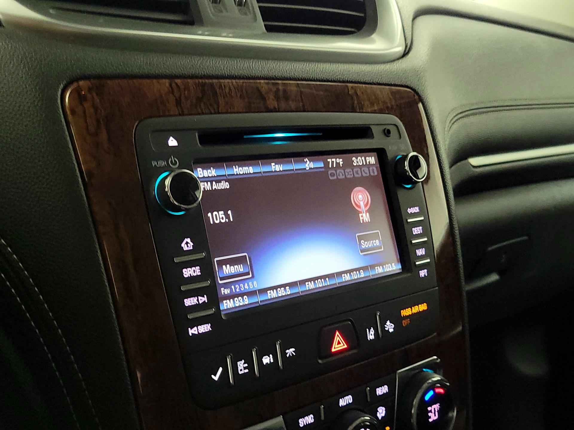 Thumbnail: 2014 Chevrolet Traverse - 16