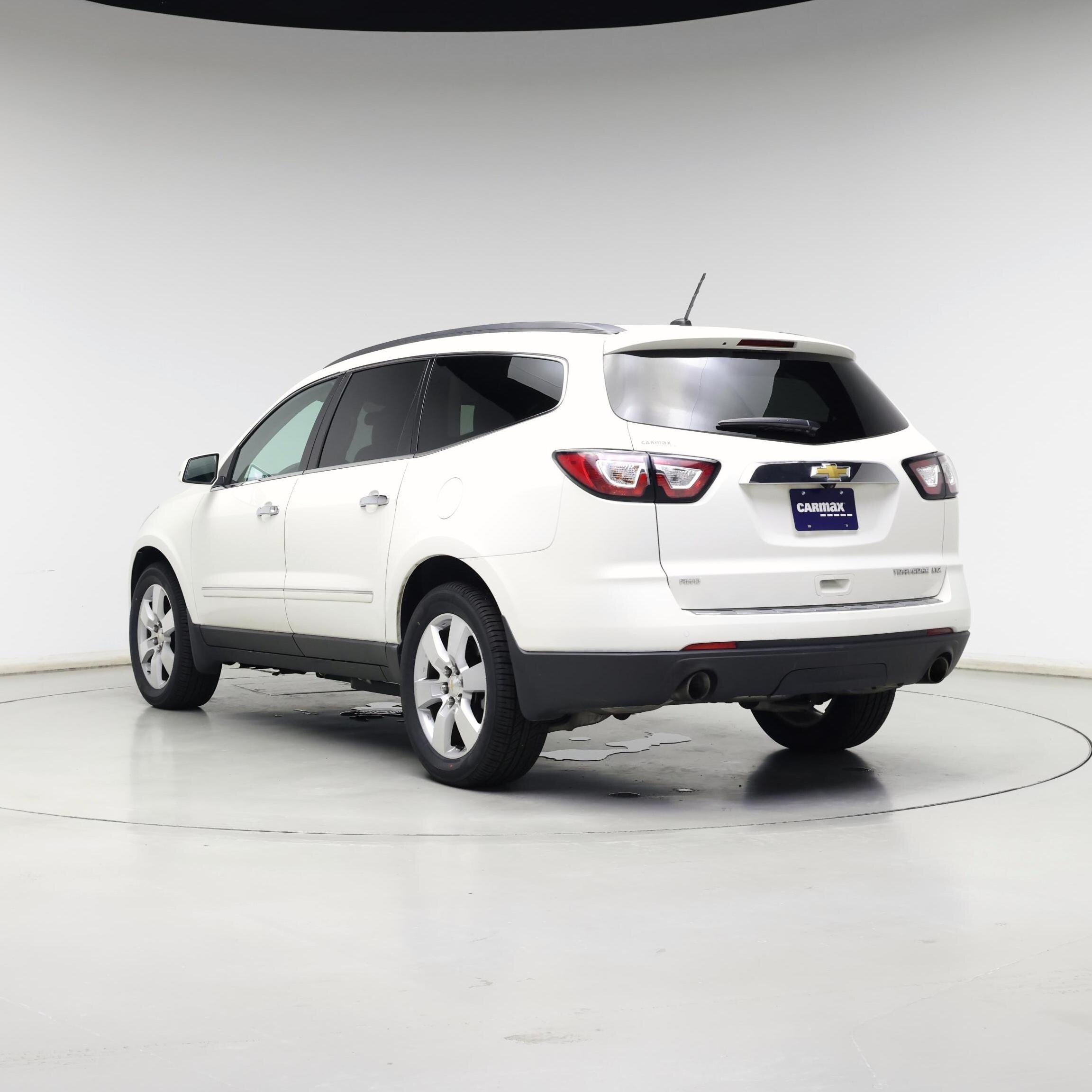 Thumbnail: 2014 Chevrolet Traverse - 2