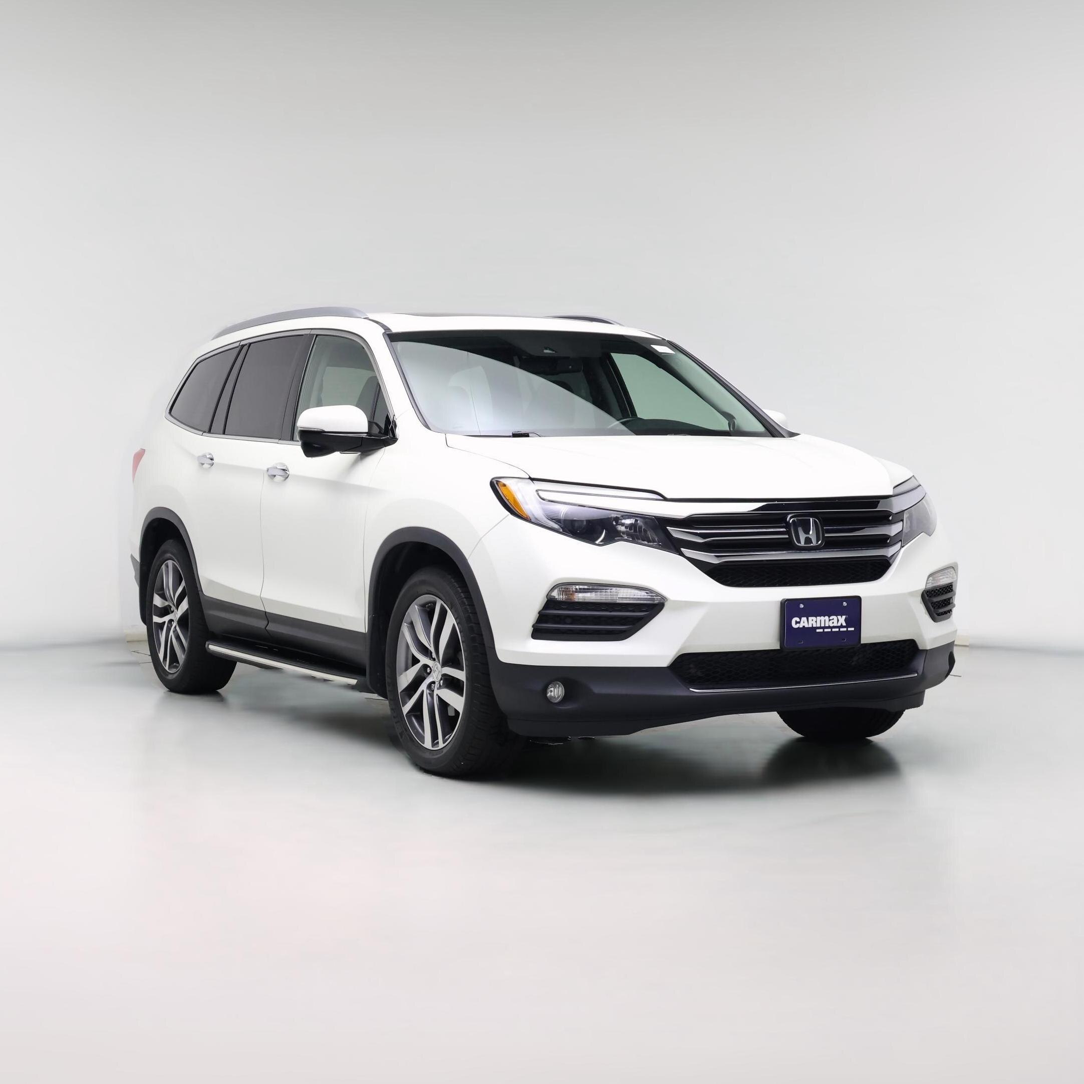 Thumbnail: 2017 Honda Pilot - 1