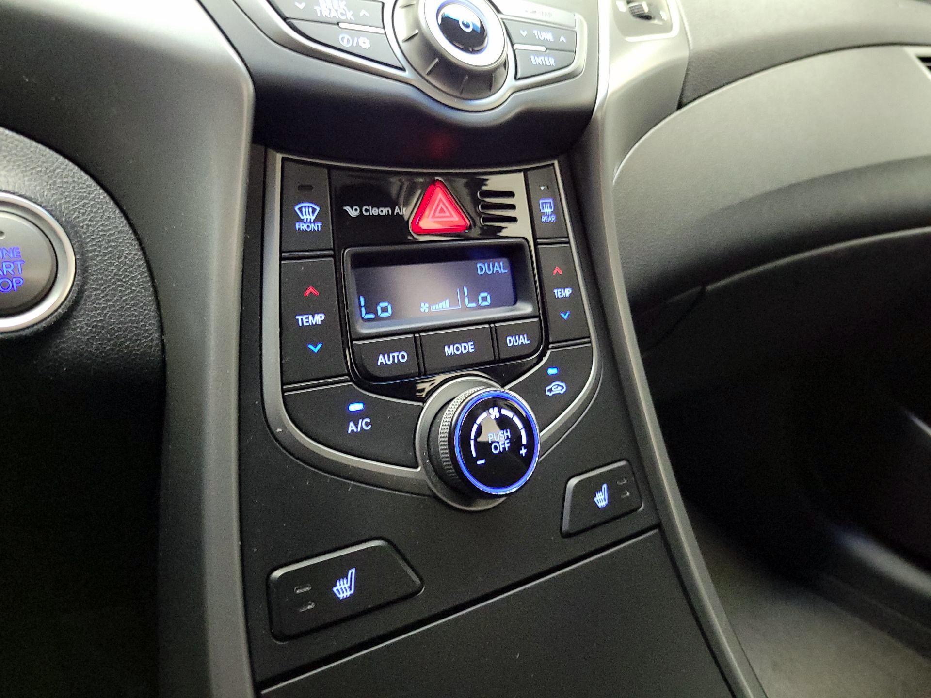 Thumbnail: 2015 Hyundai Elantra - 17