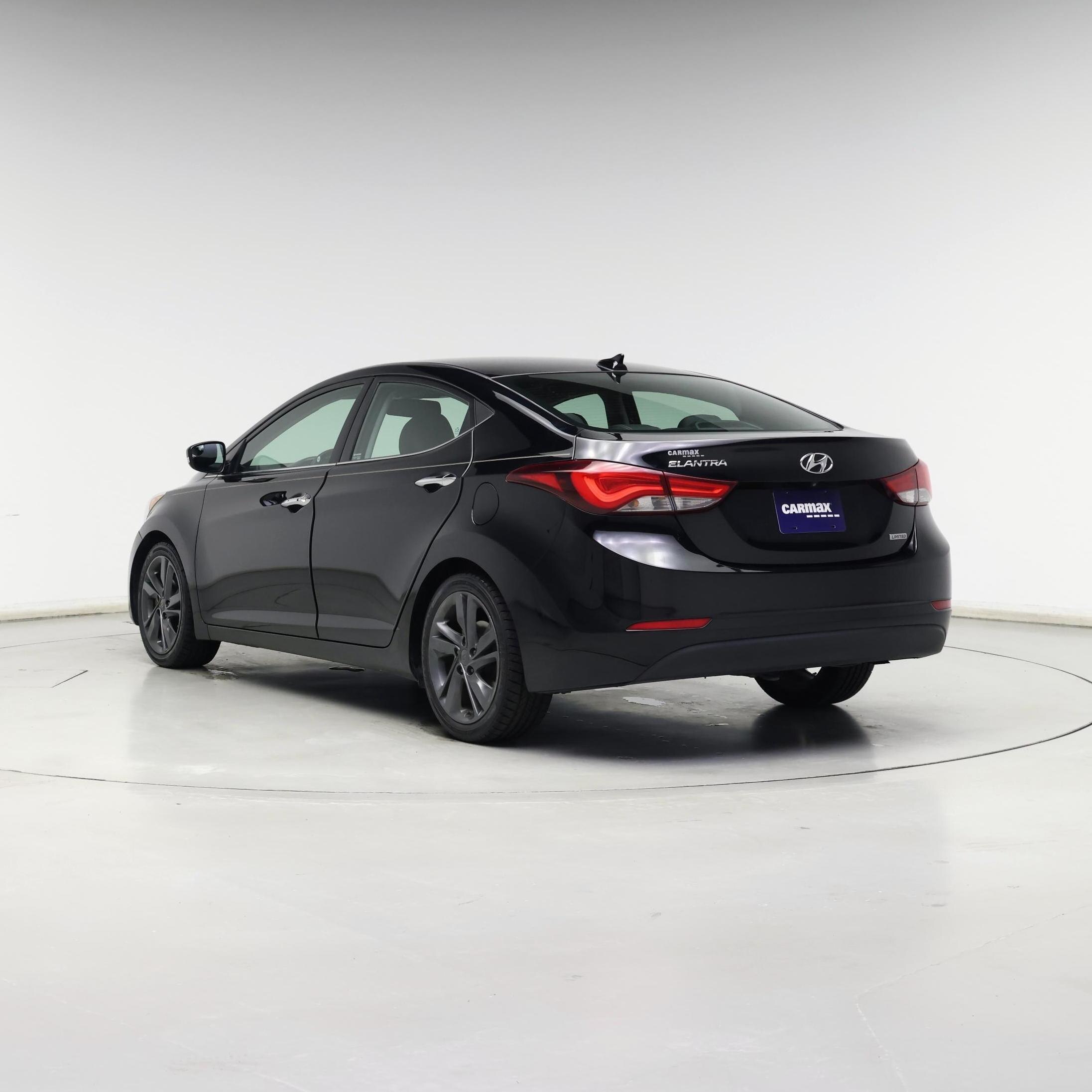 Thumbnail: 2015 Hyundai Elantra - 2