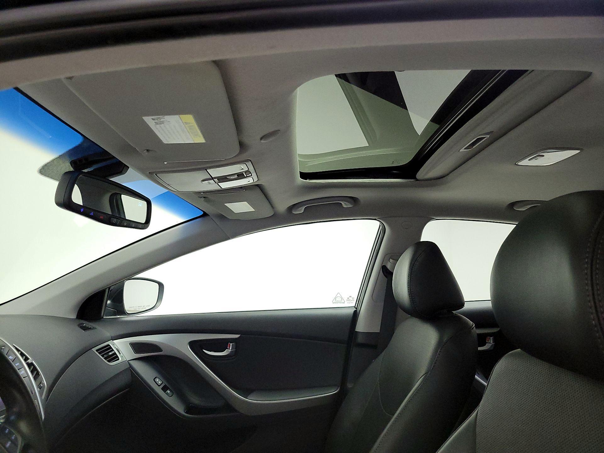 Thumbnail: 2015 Hyundai Elantra - 20