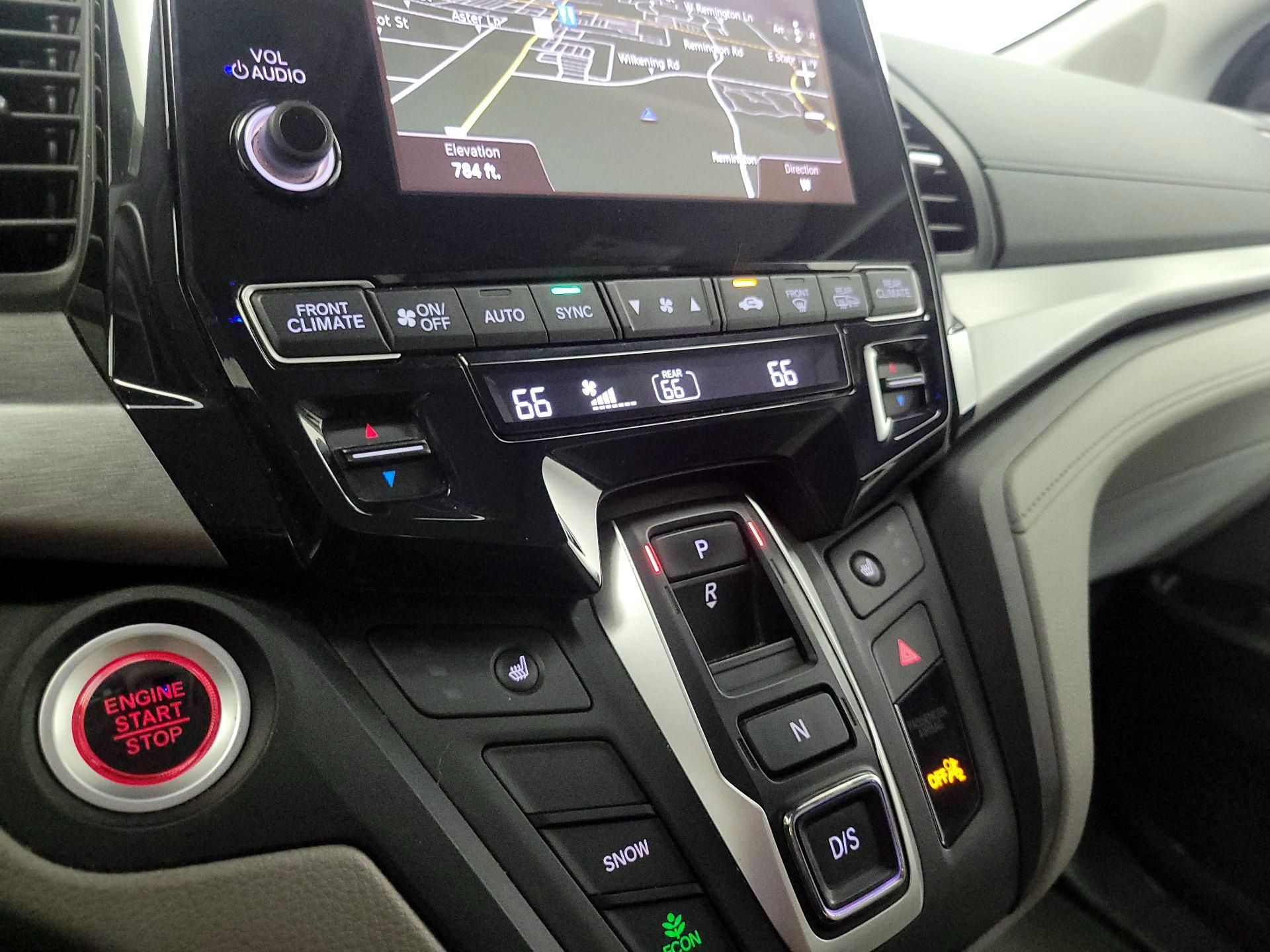 Thumbnail: 2019 Honda Odyssey - 17